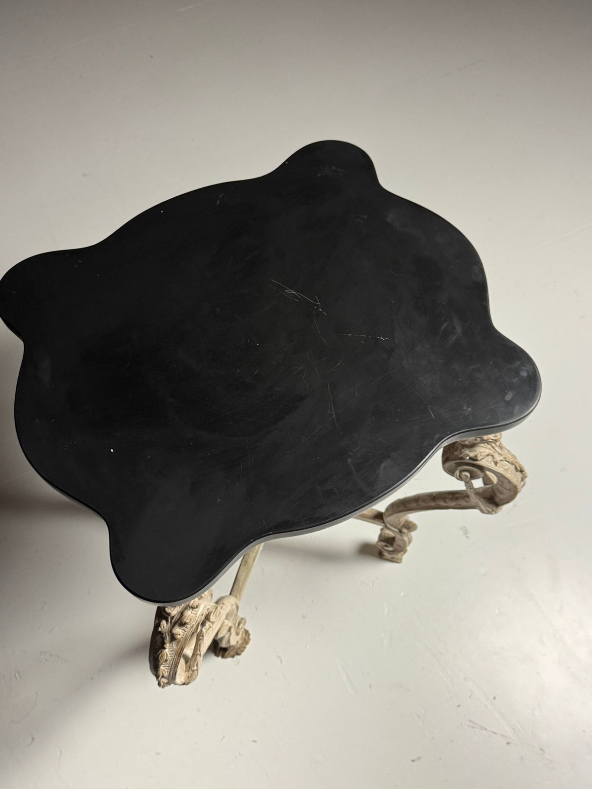 French Carved Side Table with Black Marble Top, Early 19th Century, photo 2
