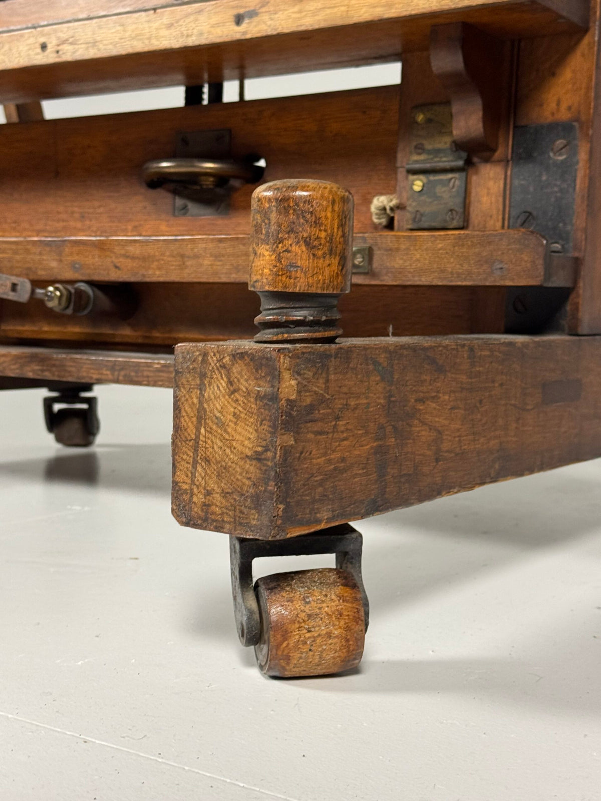 Largest Antique Artist's Easel, circa 1880 to 1900, photo 23