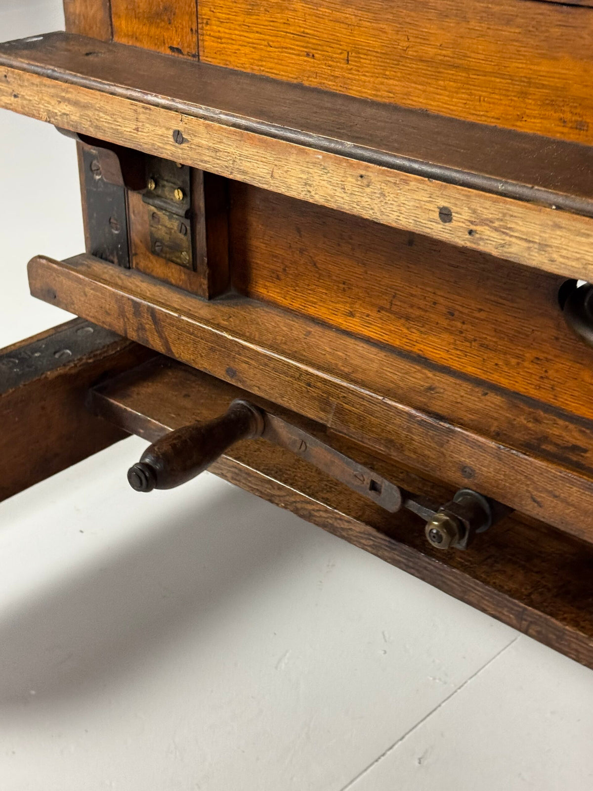 Largest Antique Artist's Easel, circa 1880 to 1900, photo 20