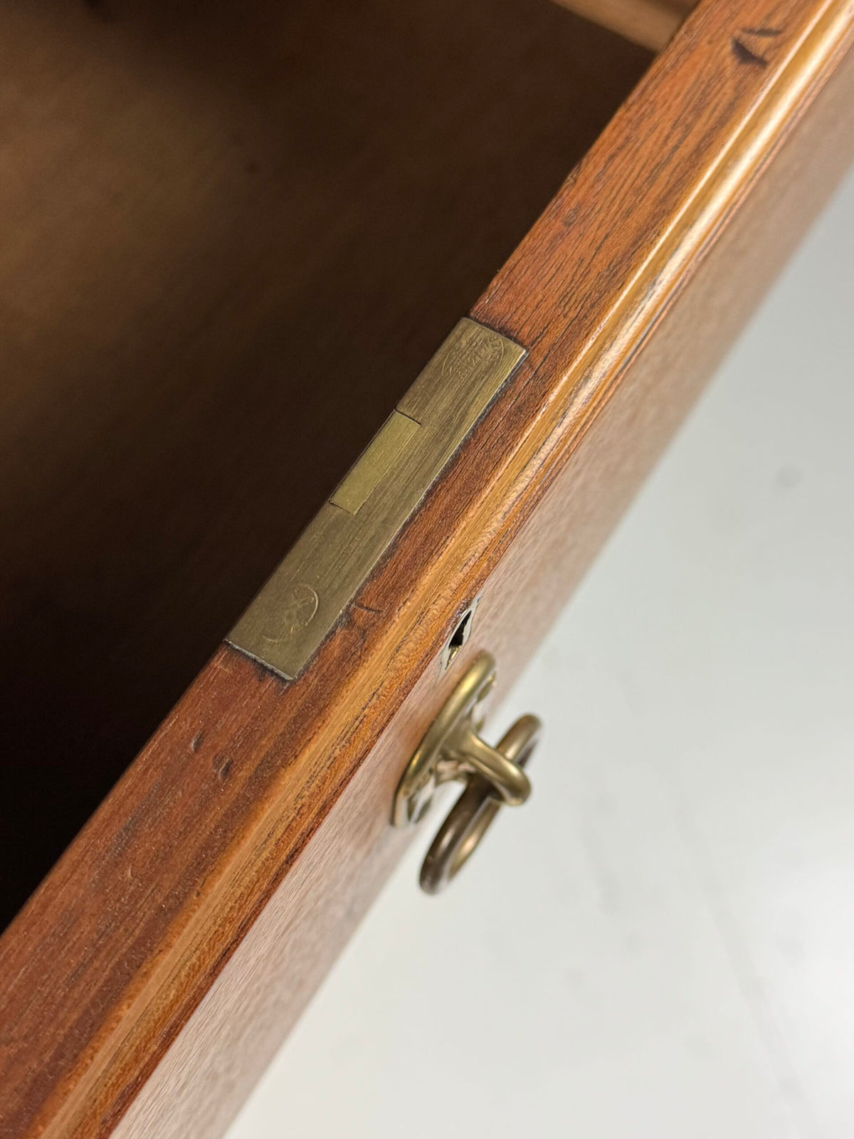 Harrods Mahogany Chest of Drawers, London, photo 6