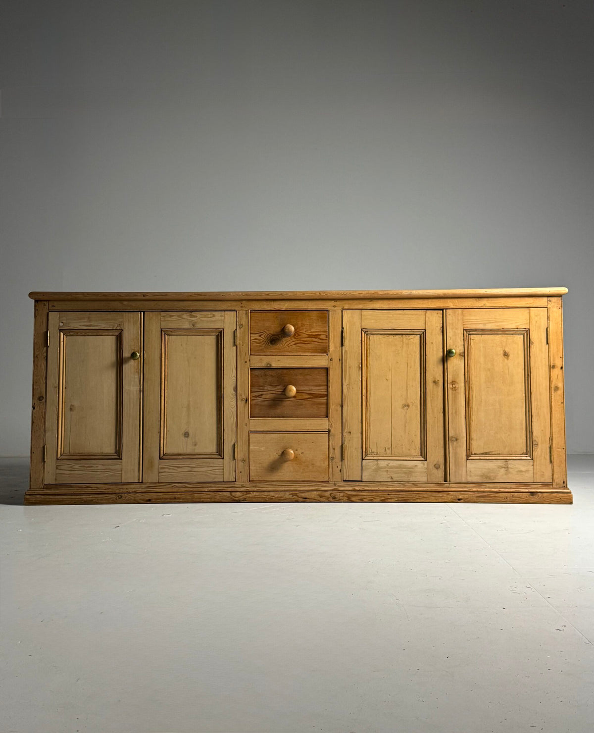 English Pine Sideboard, 19th Century, photo 6