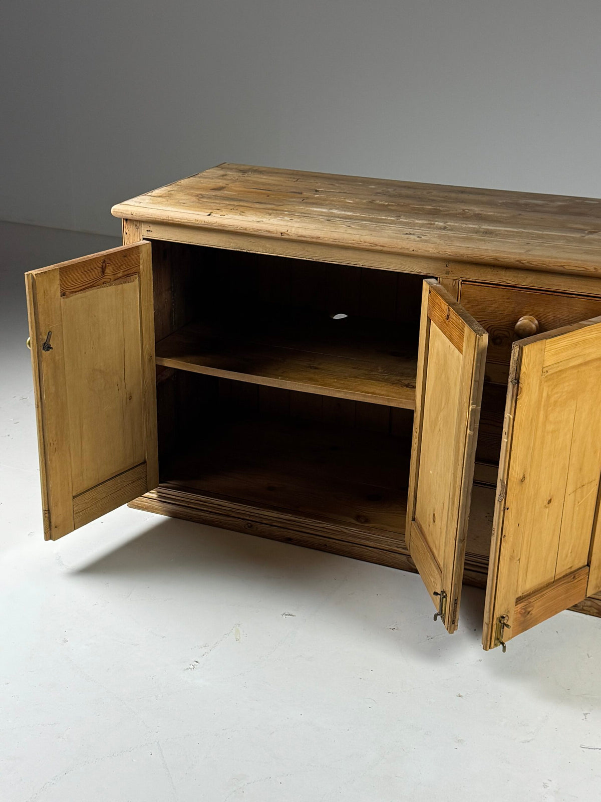 English Pine Sideboard, 19th Century, photo 12