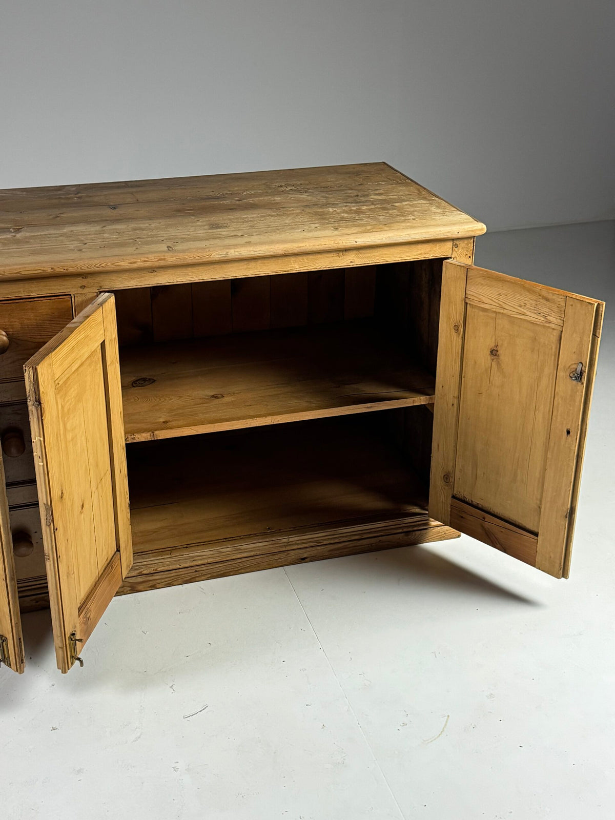English Pine Sideboard, 19th Century, photo 13