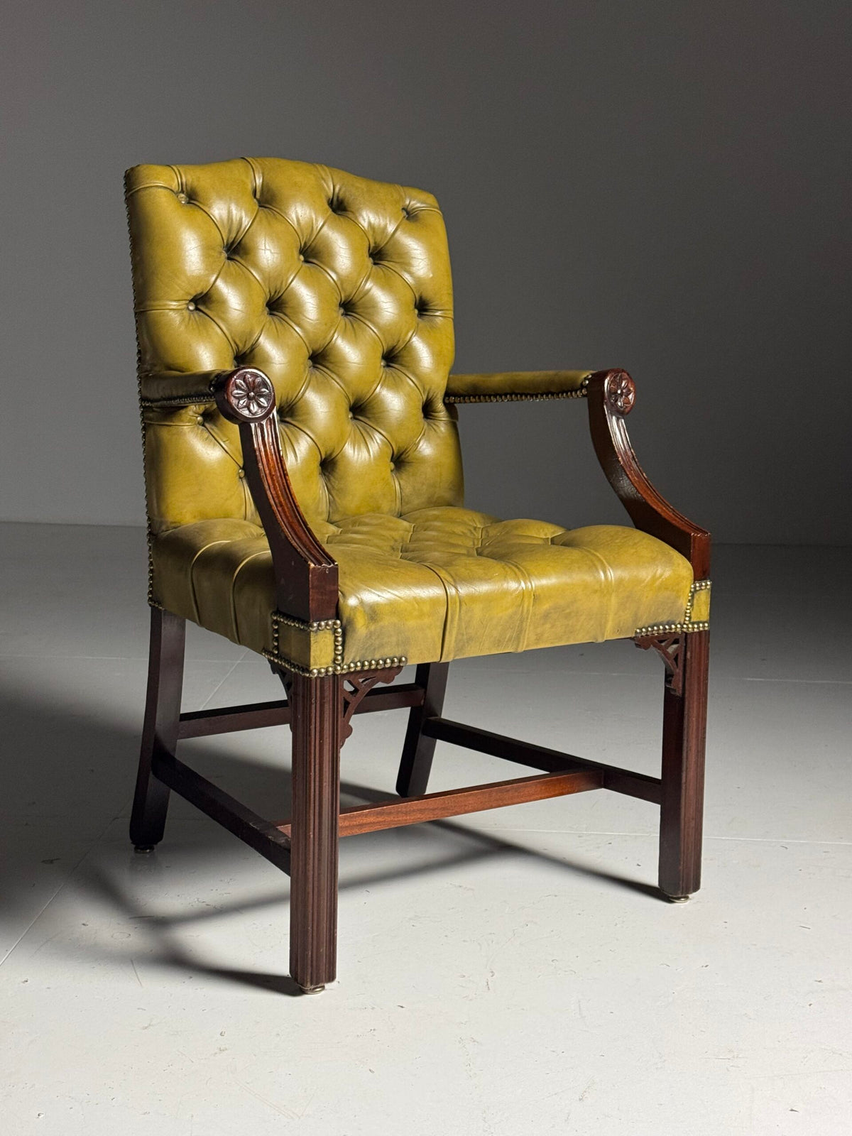Mid 20th Century Green Leather Buttoned Desk Armchair, photo 11