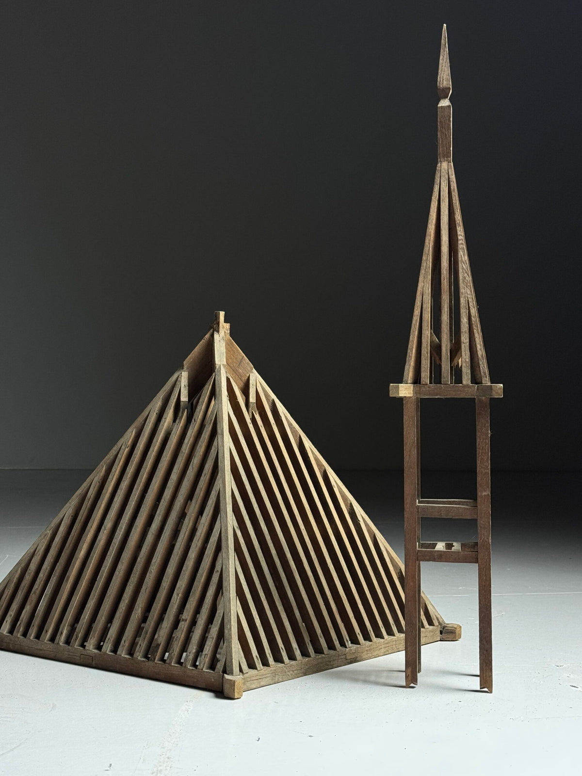 Pièce de Maîtrise Roof Construction, 20th Century, photo 5