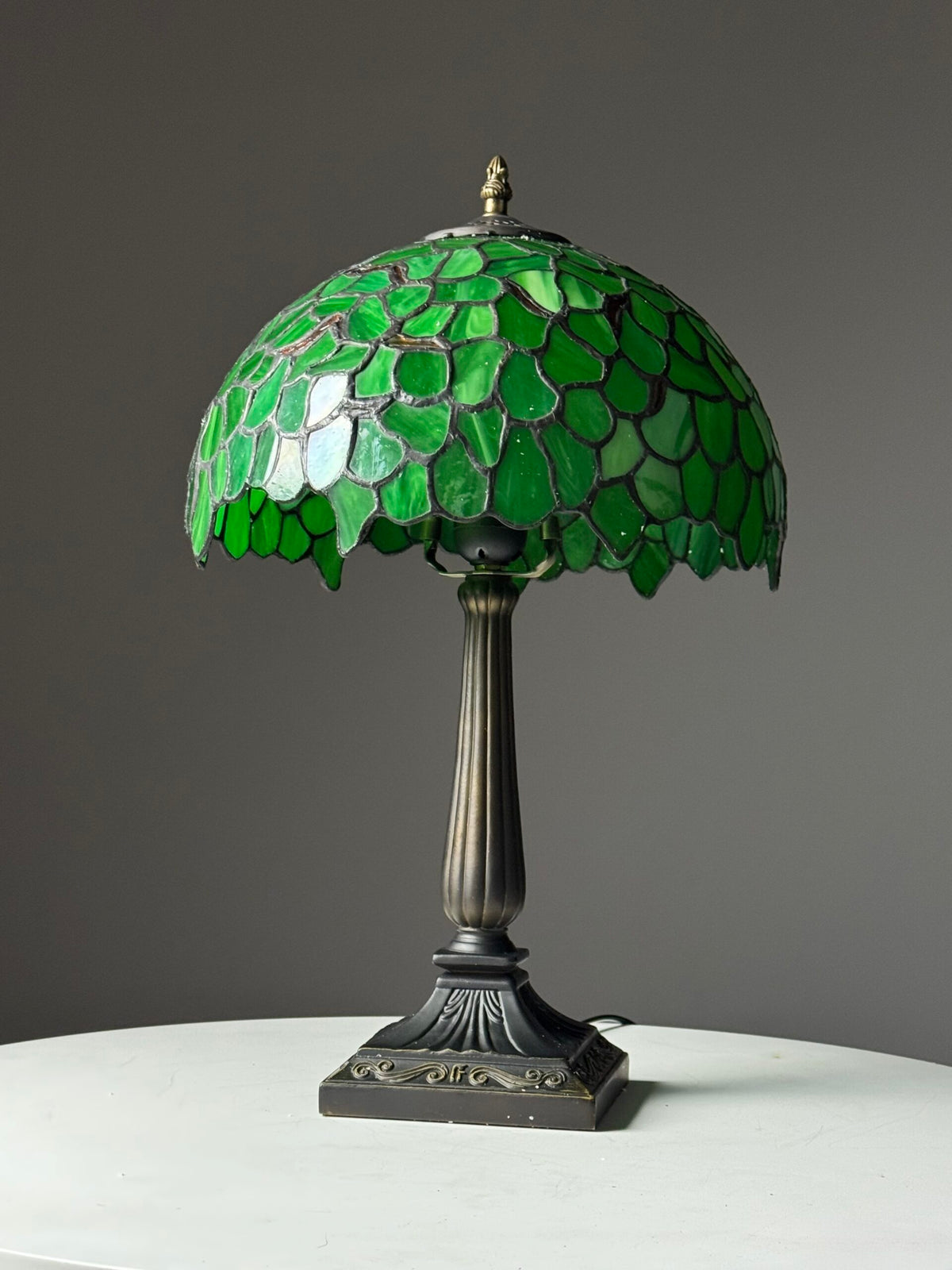 Tiffany Style Green Glass Table Lamp, photo 2