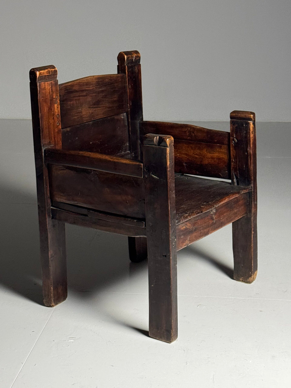 Large Spanish Walnut Chair, 18th Century, photo 13