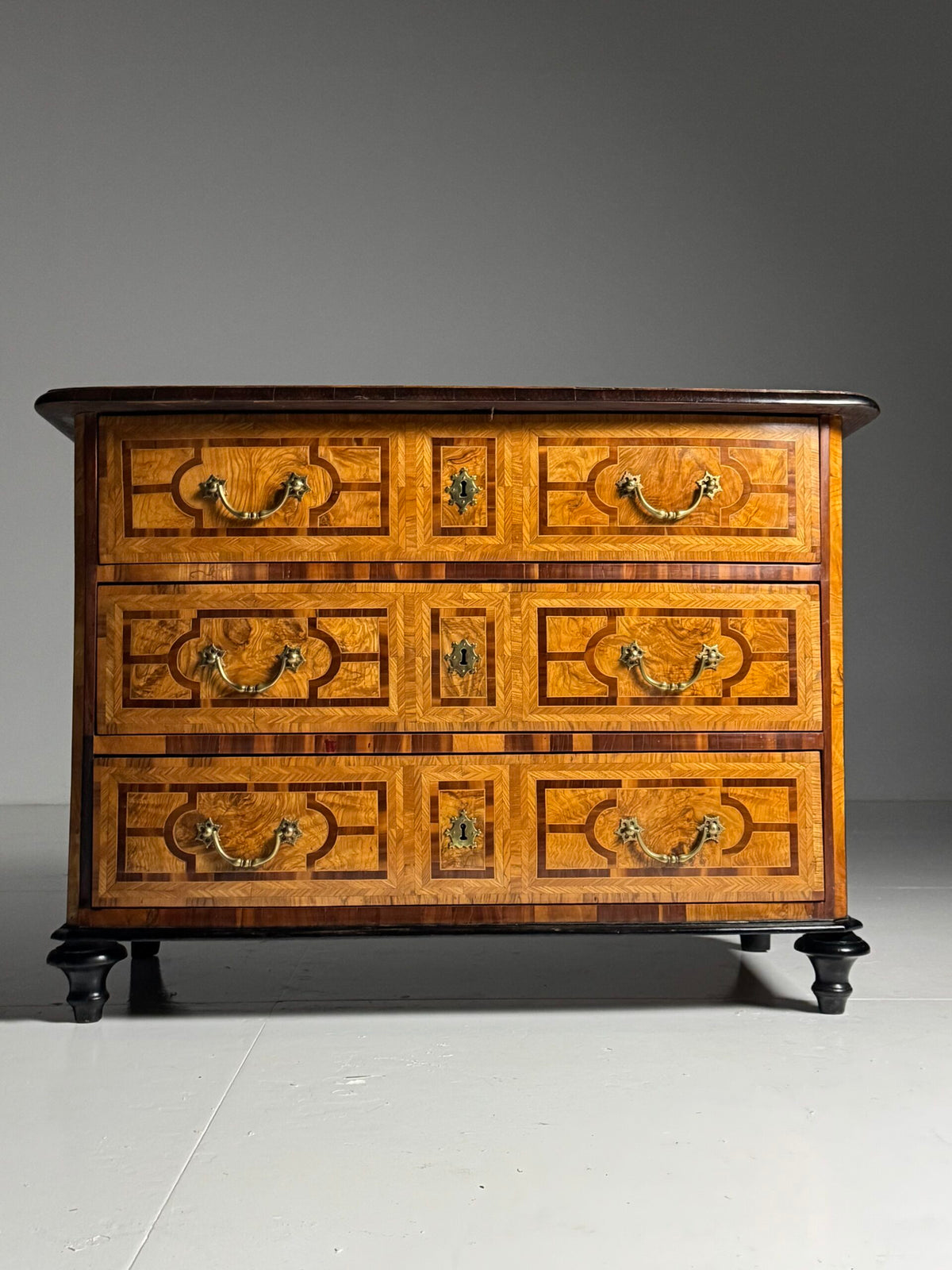 French Marquetry Chest of Drawers, Dauphine, 18th Century, photo 43