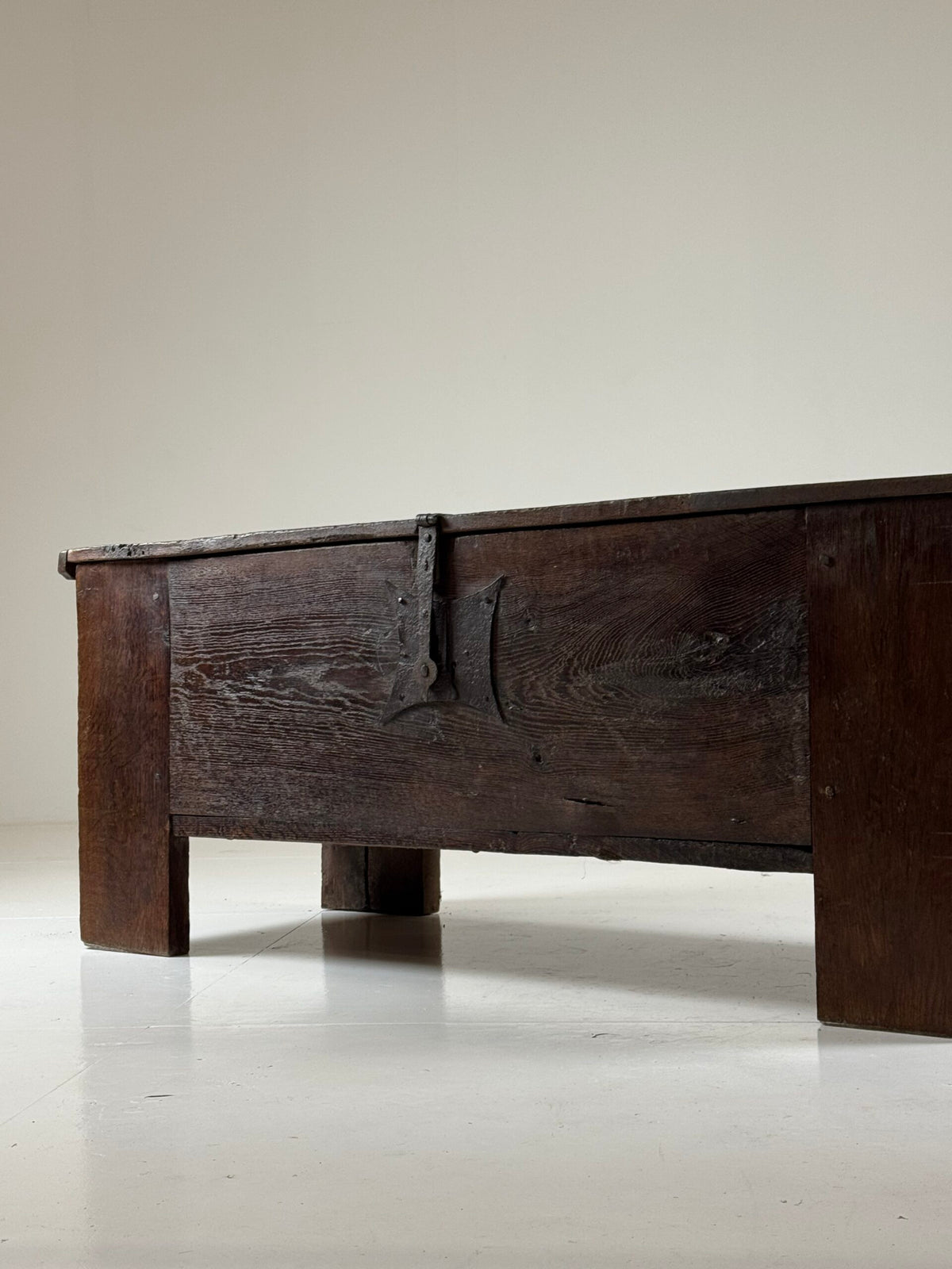 Oak Plank Chest (Stollentruhe), Early 17th Century, photo 23