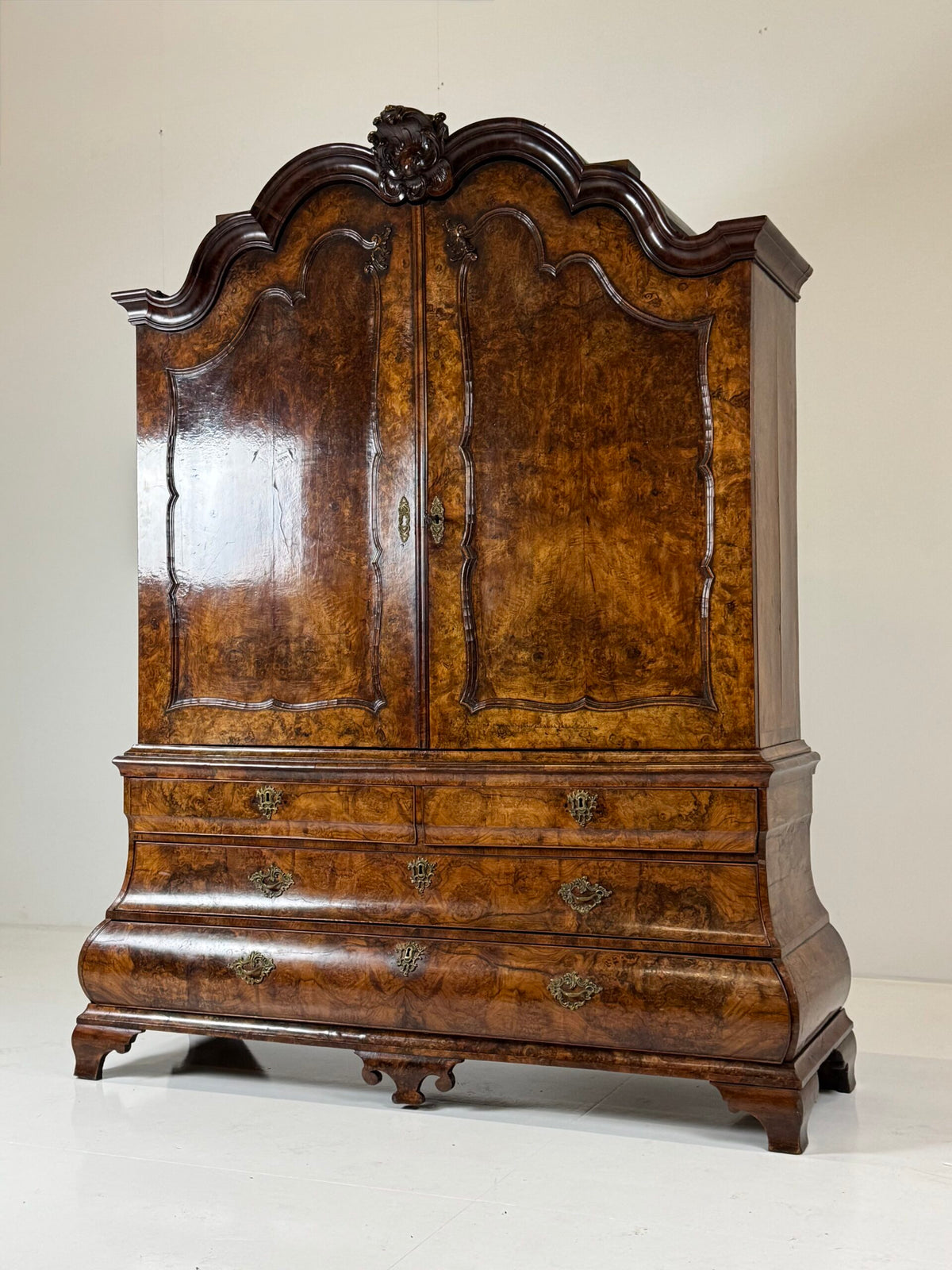 Dutch Burr Walnut Cabinet, circa 1740, photo 41