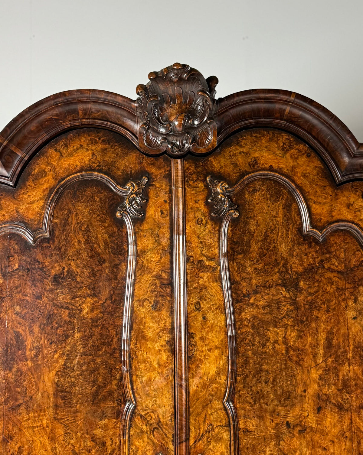 Dutch Burr Walnut Cabinet, circa 1740, photo 14