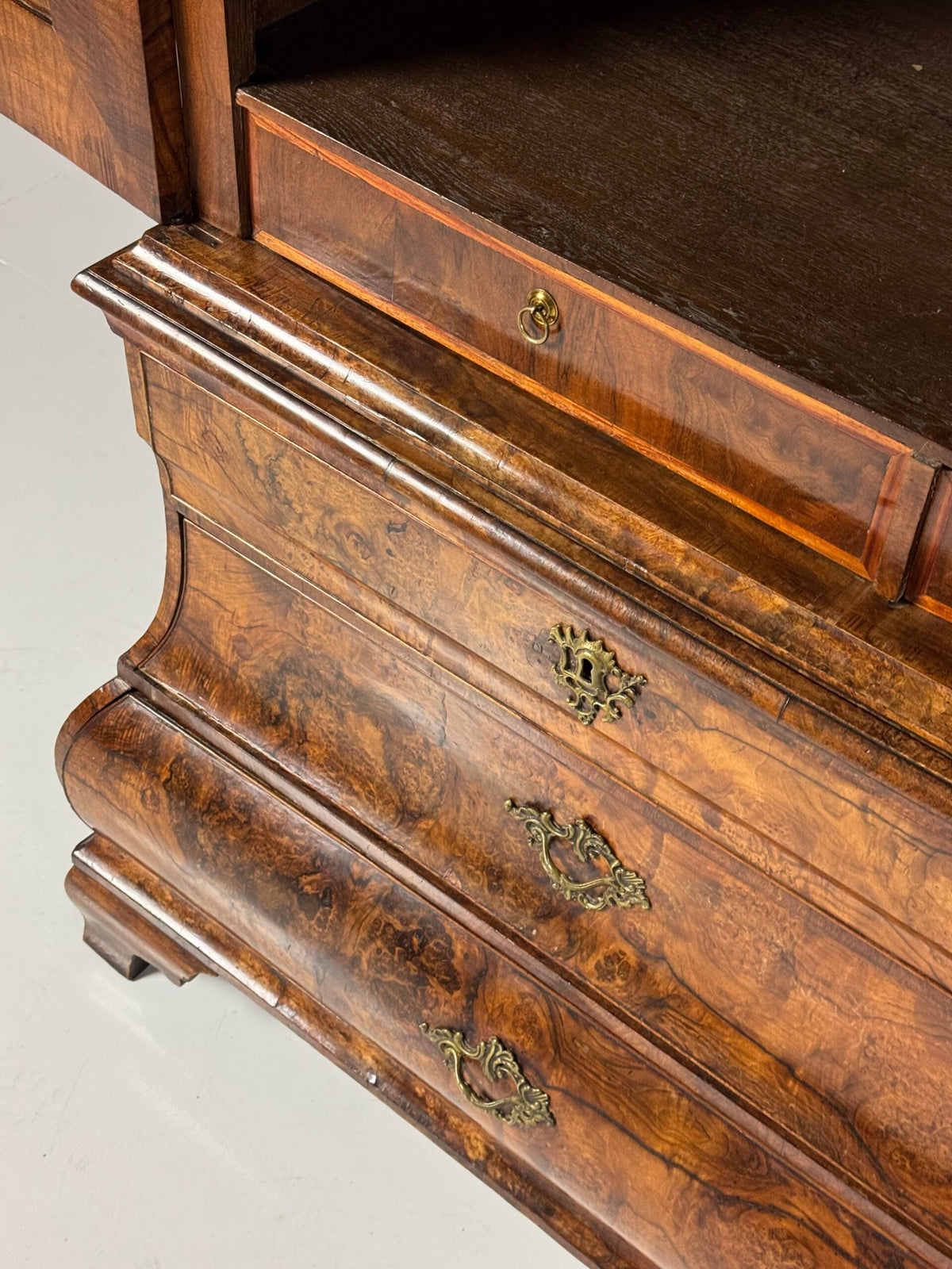 Dutch Burr Walnut Cabinet, circa 1740, photo 6