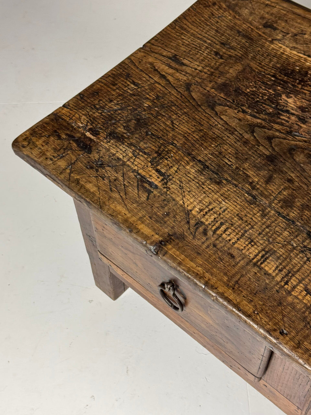 Spanish Walnut Coffee Table with Three Drawers, 18th Century, photo 13