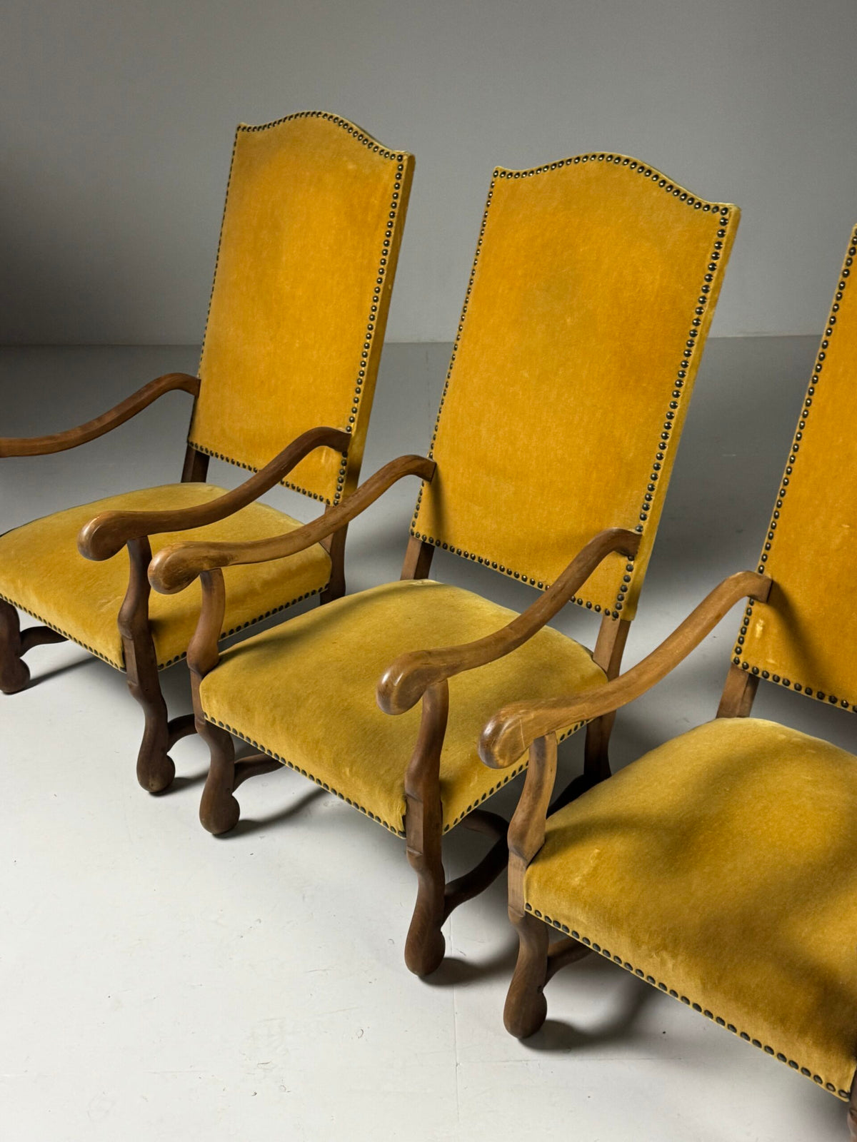 Set of Four Os de Mouton Armchairs in Yellow Velvet, France, photo 4