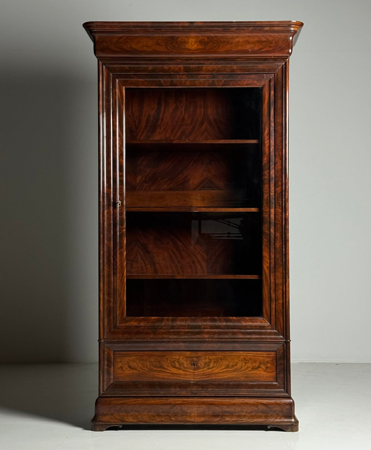 Belgian Biedermeier Display Cabinet, circa 1850, photo 6