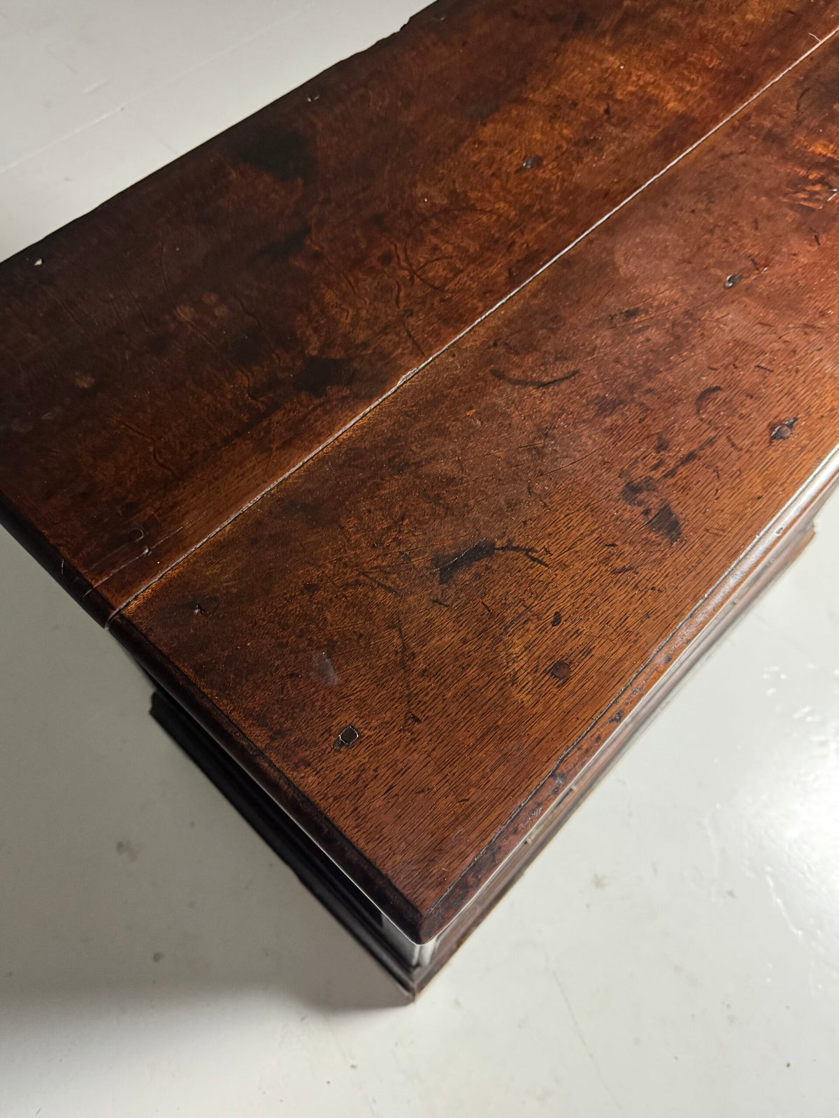 English Oak Chest of Drawers with Carved Front, Early 19th Century, photo 5