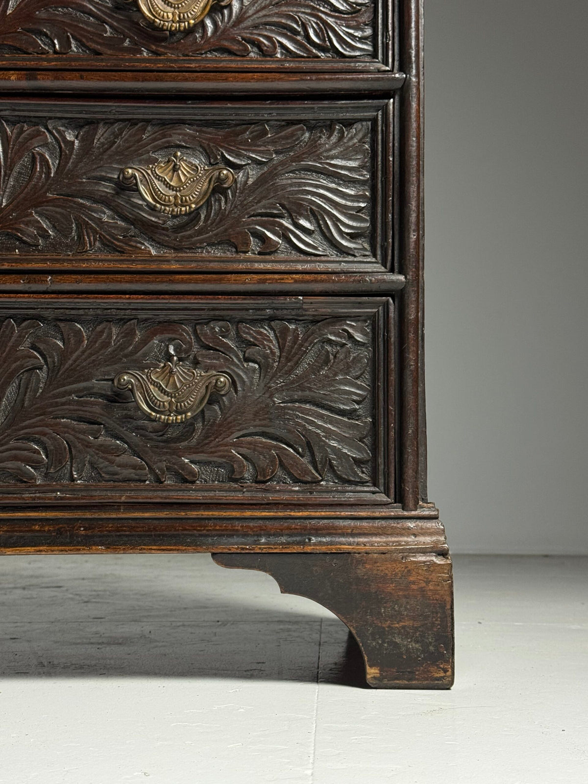 English Oak Chest of Drawers with Carved Front, Early 19th Century, photo 11