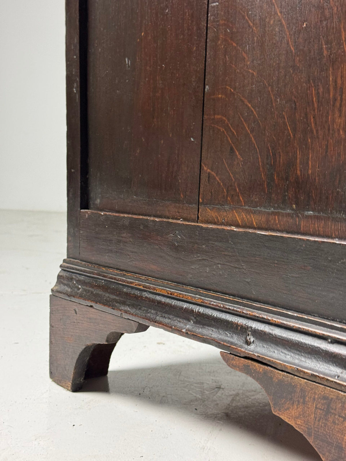 English Oak Chest of Drawers with Carved Front, Early 19th Century, photo 23