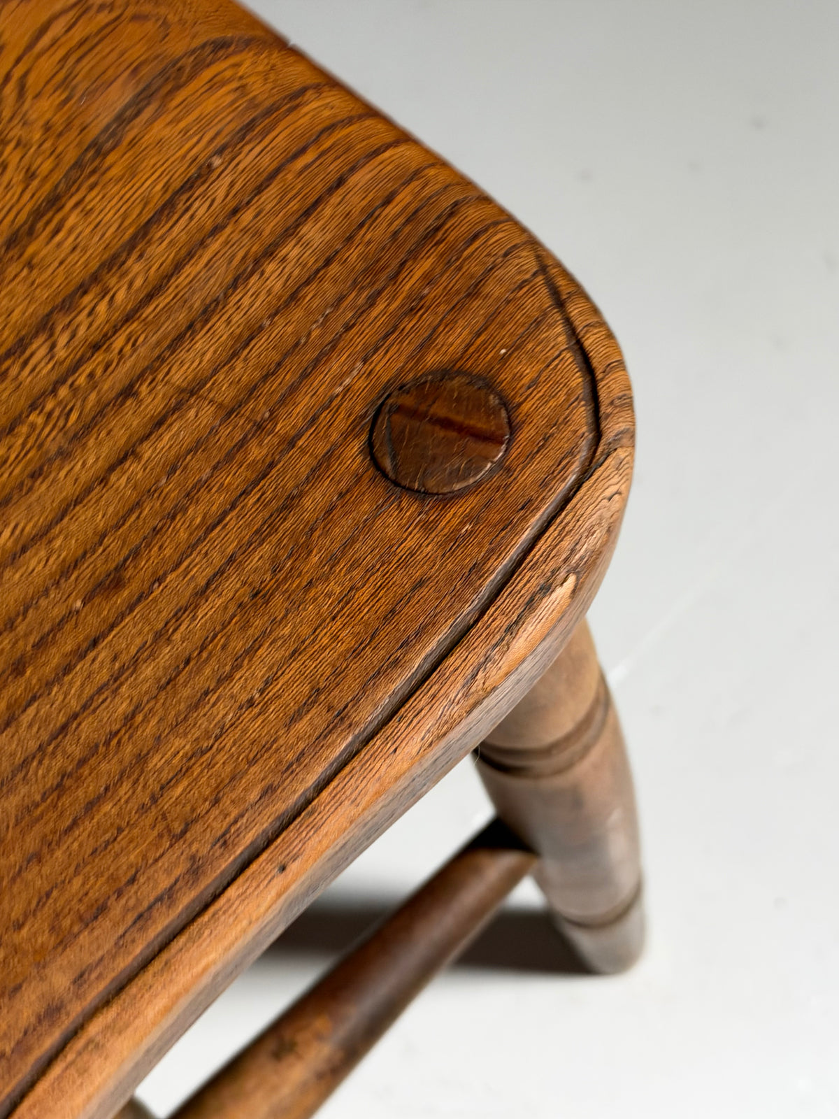 Set of 6 English Windsor chairs
