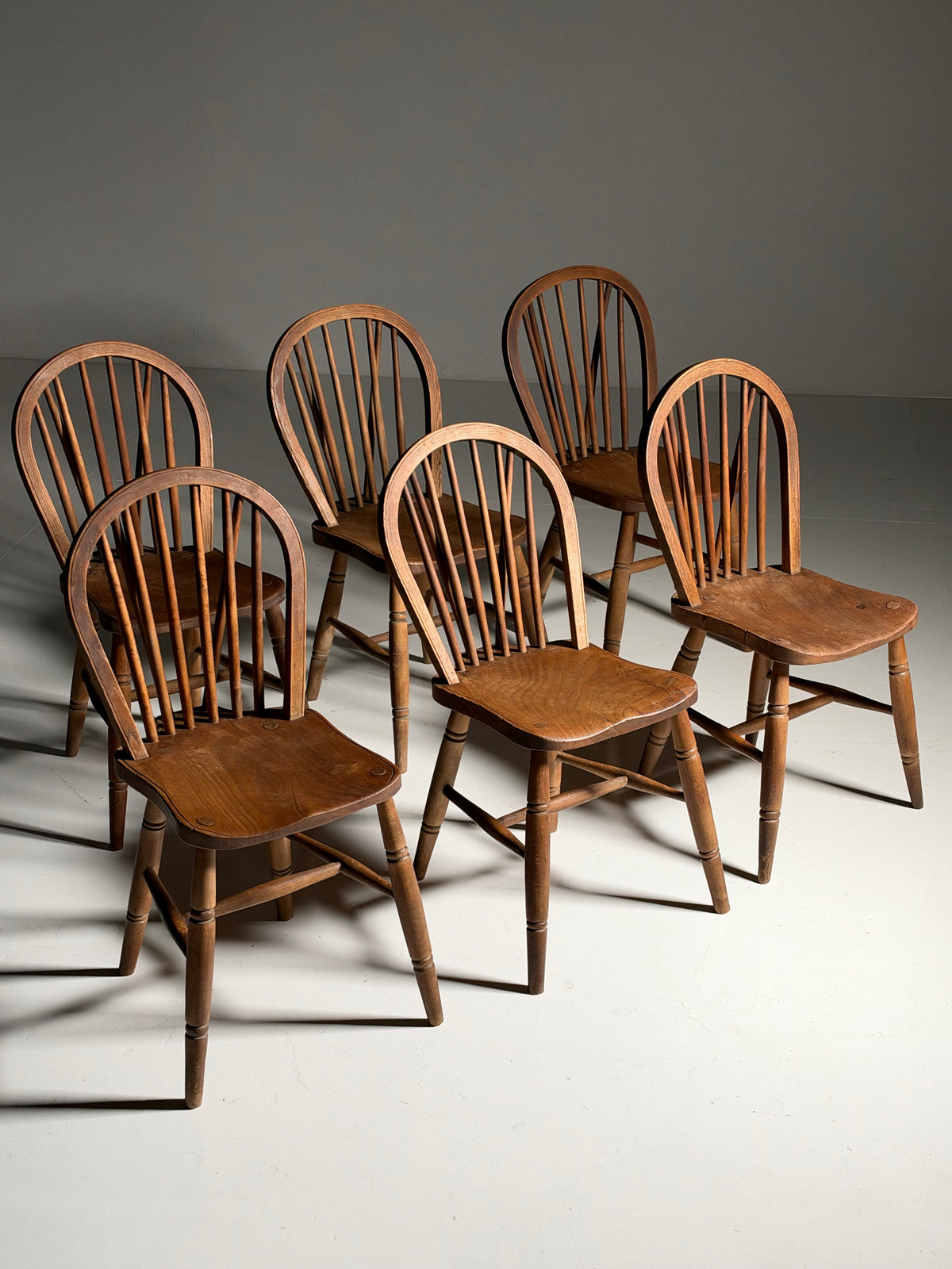 Set of 6 English Windsor chairs