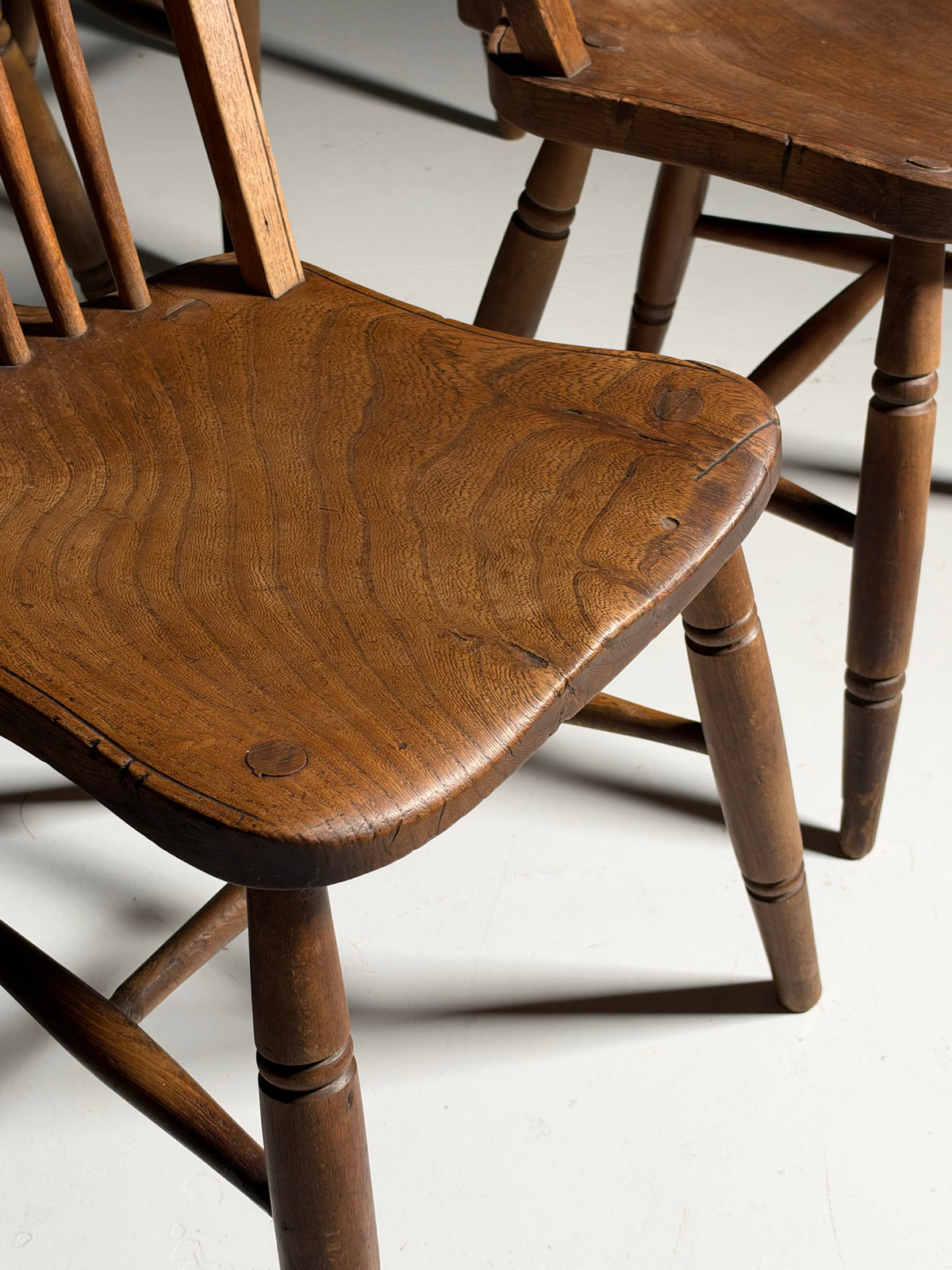 Set of 6 English Windsor chairs