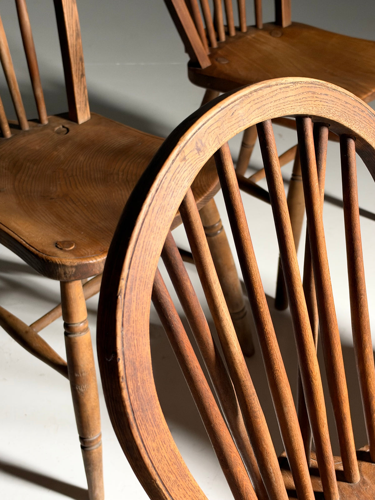 Set of 6 English Windsor chairs