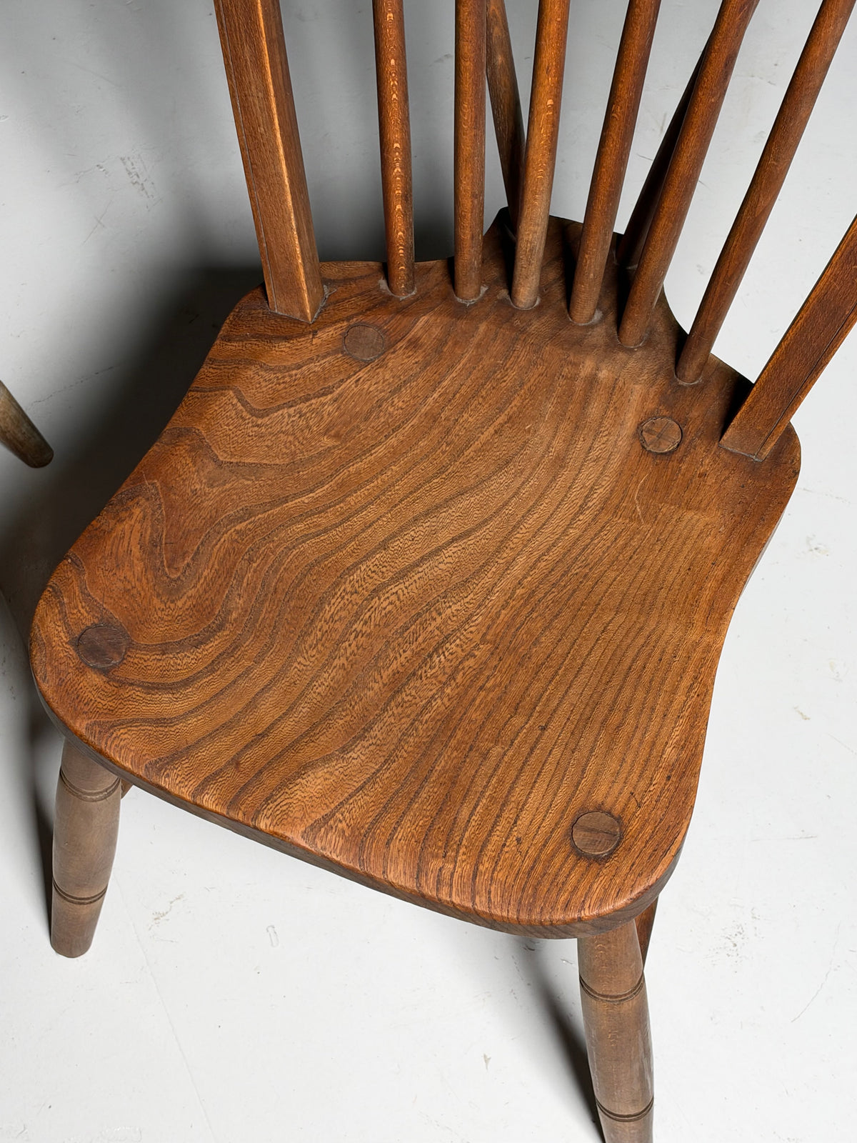 Set of 6 English Windsor chairs