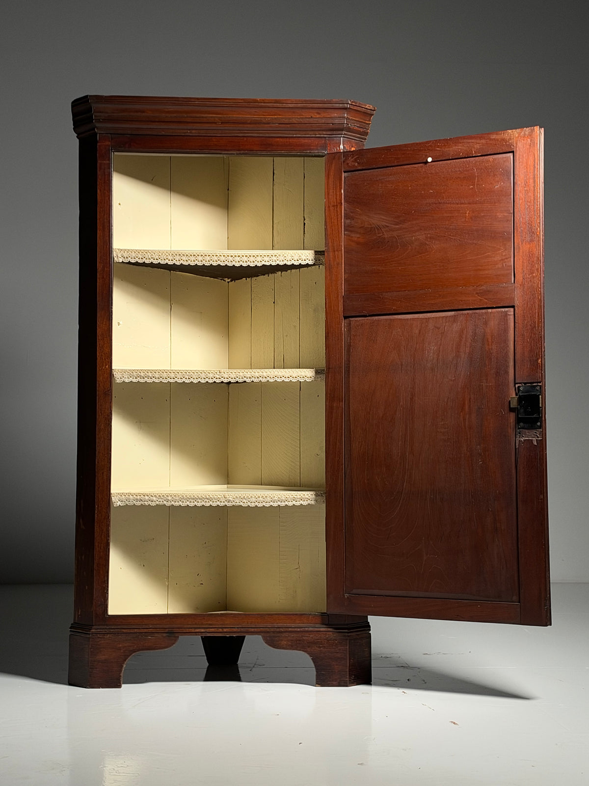 19th century English mahogany corner cabinet