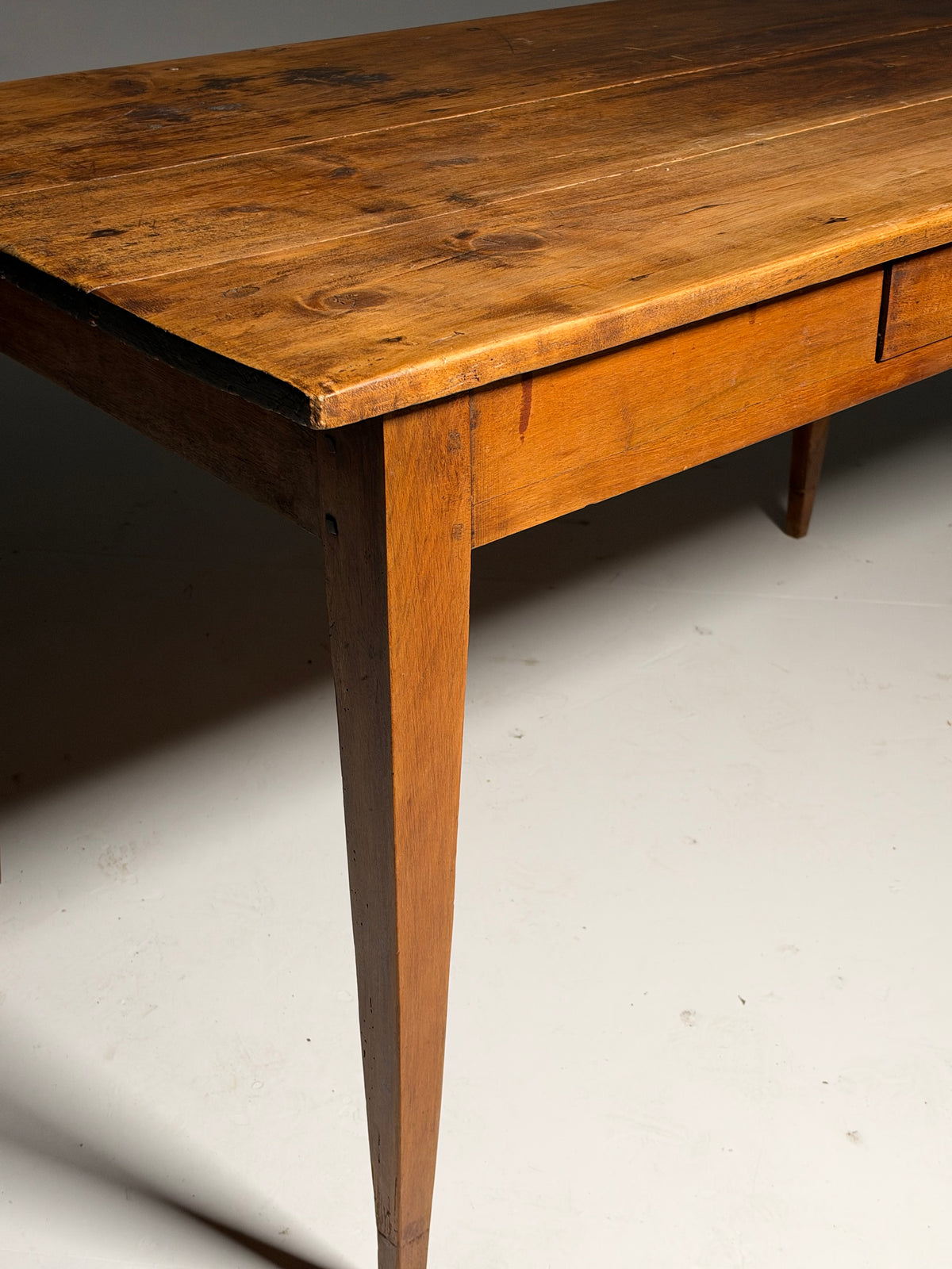 French farmhouse dining table, 149 cm