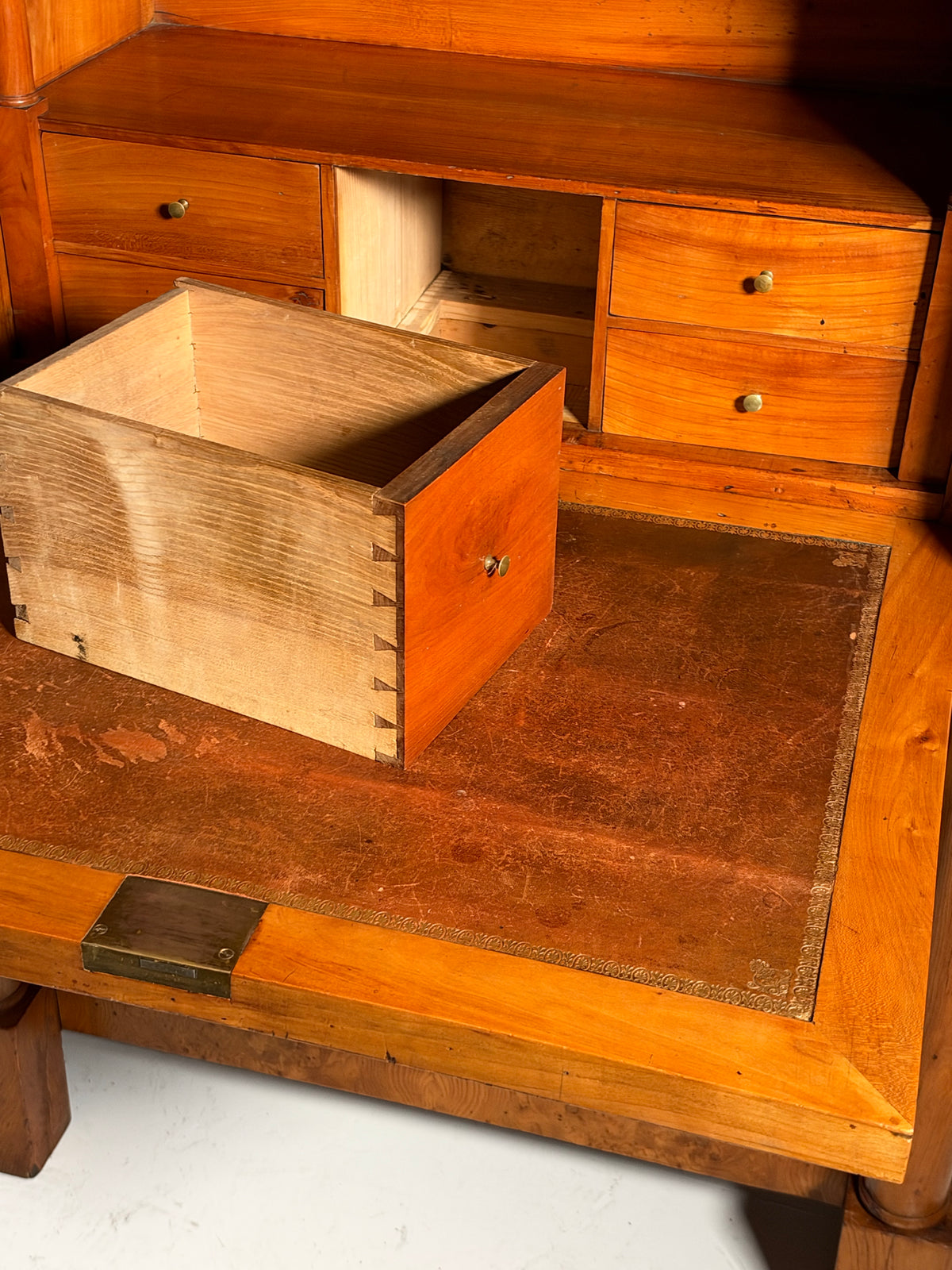 19th-century French secretary