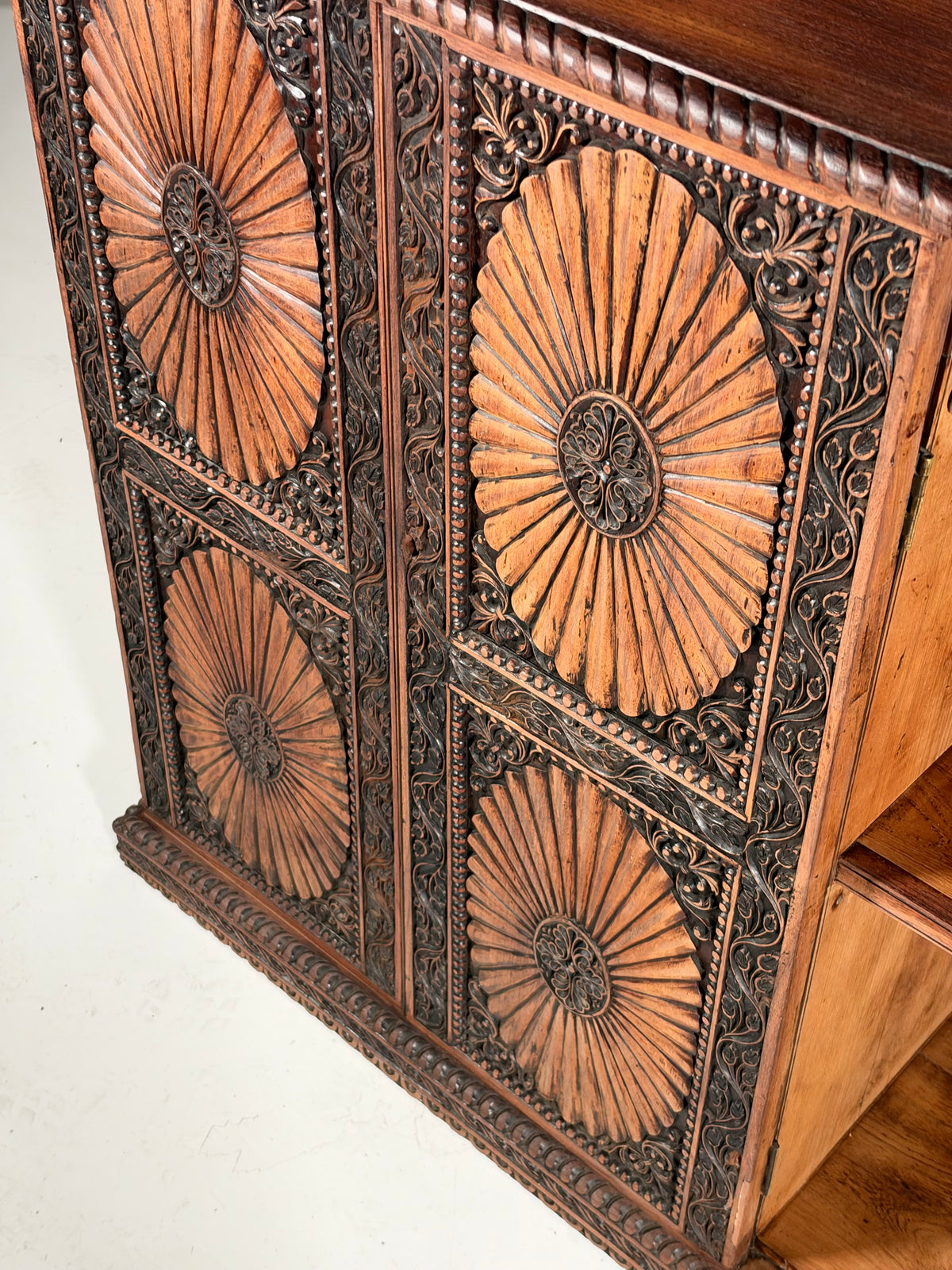 20th-century Anglo-Indian cabinet in teak