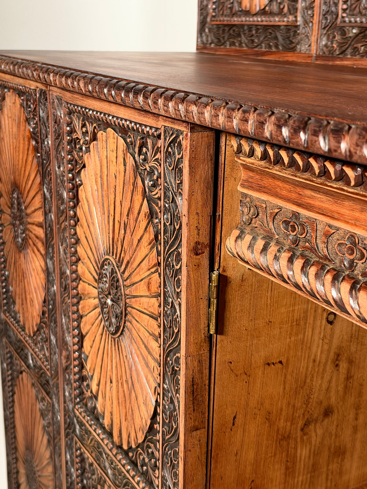 20th-century Anglo-Indian cabinet in teak