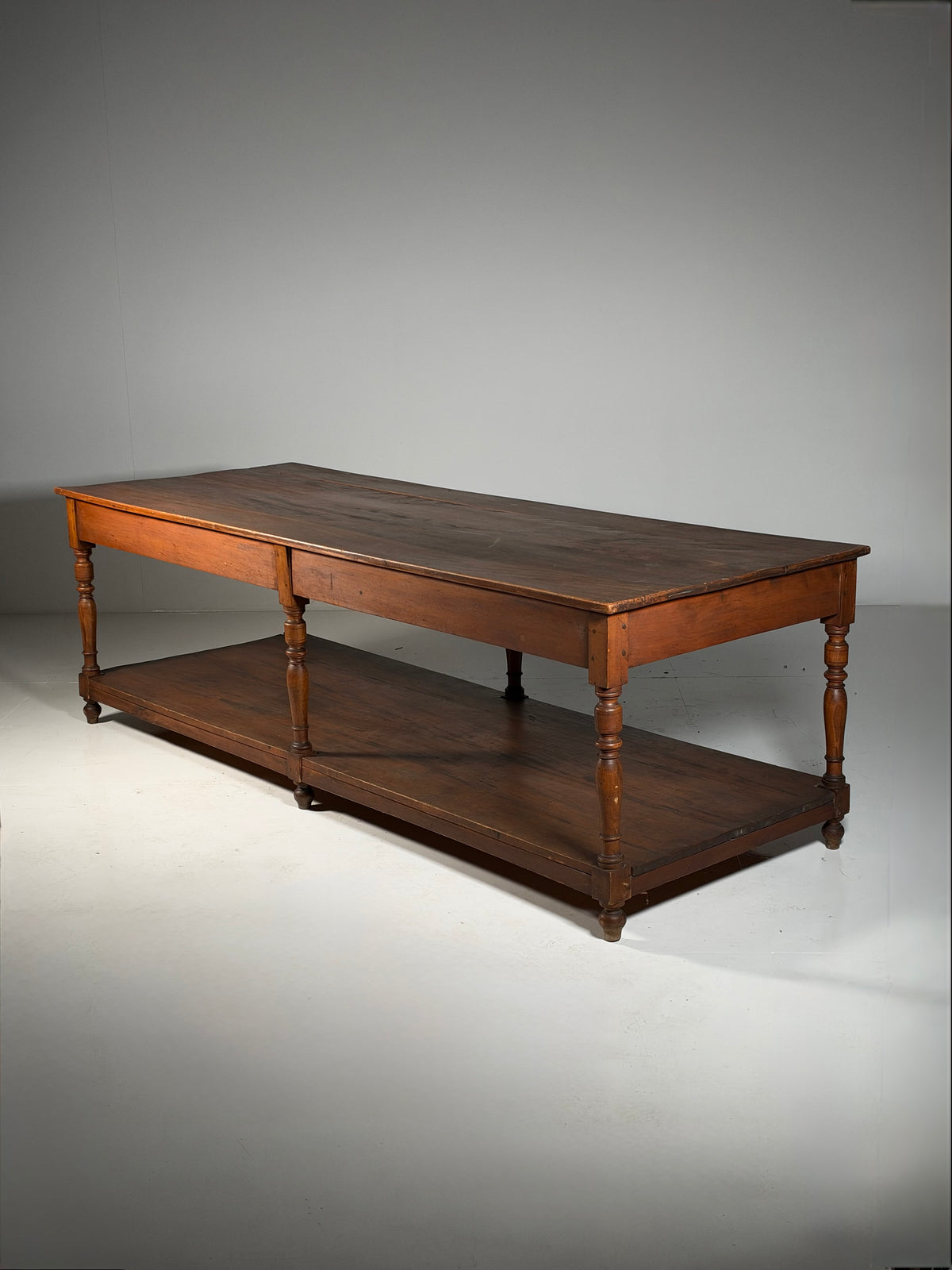 Belgische draper table ca. 1920