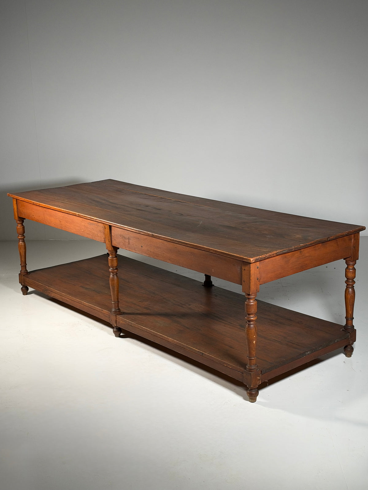 Belgische draper table ca. 1920