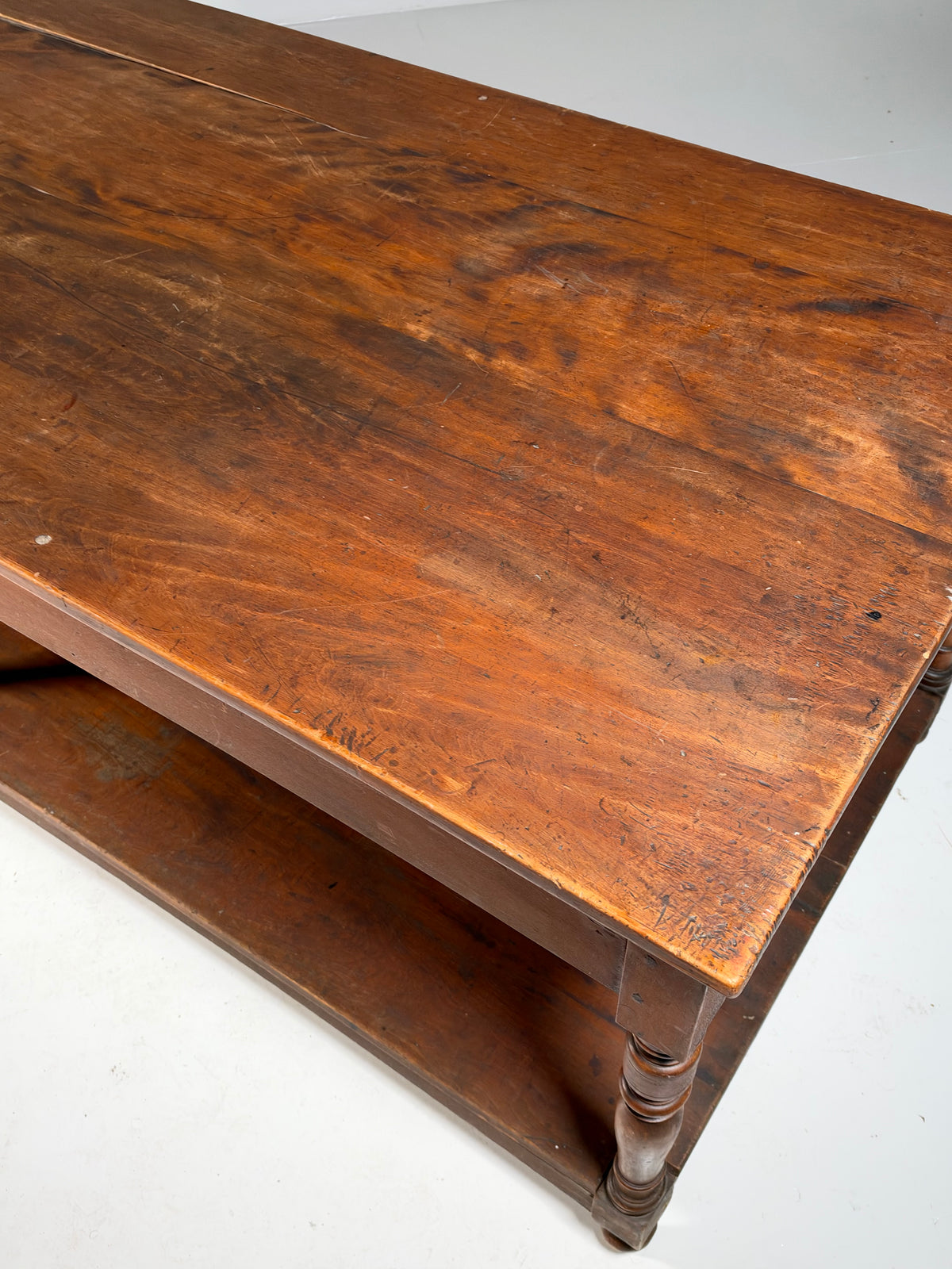 Belgische draper table ca. 1920