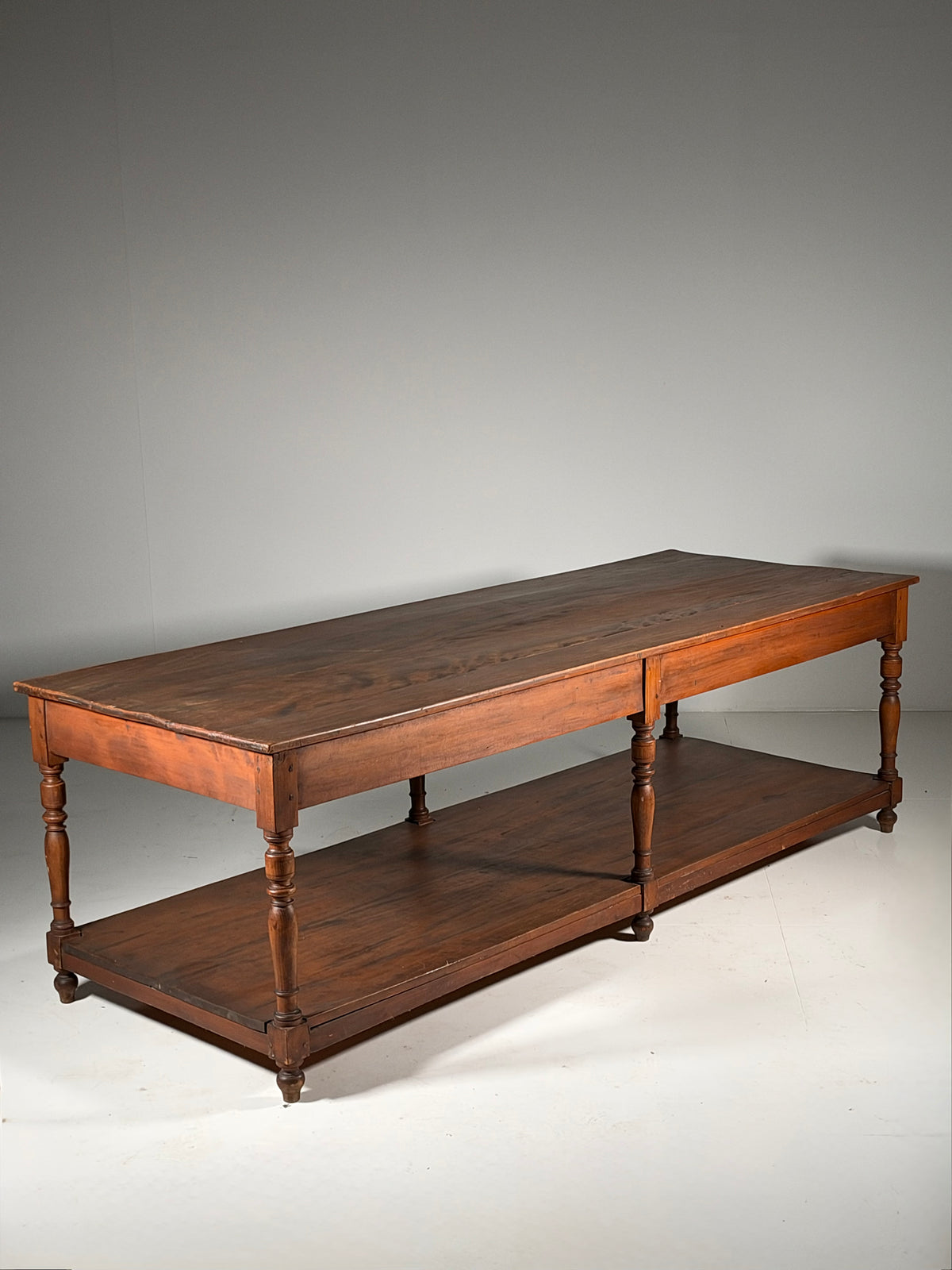 Belgische draper table ca. 1920