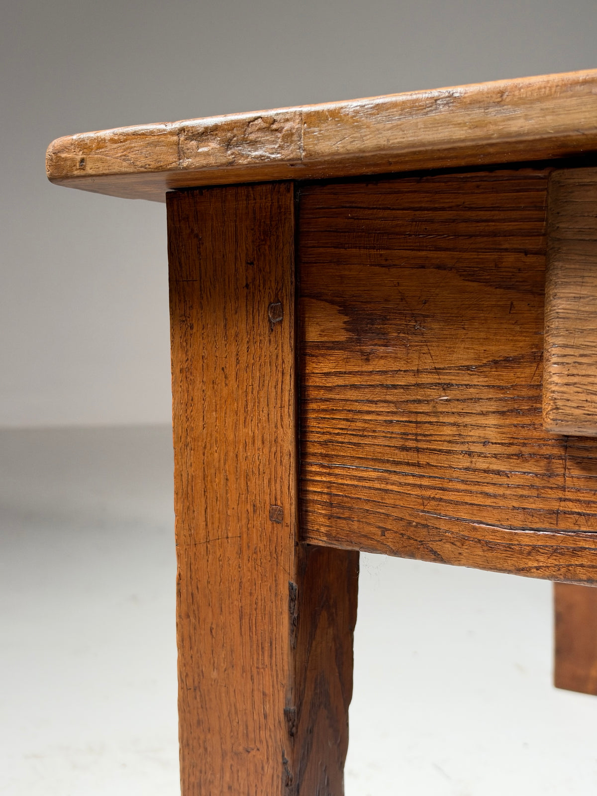 Franse Salontafel 19e eeuw eiken