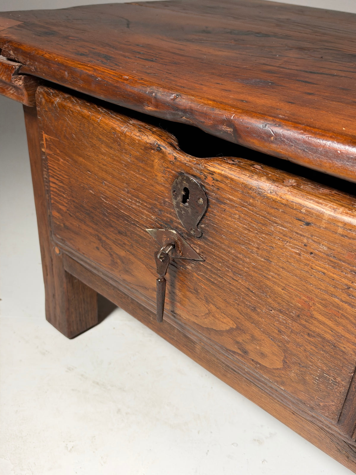 Very large Spanish coffee table, 231 cm