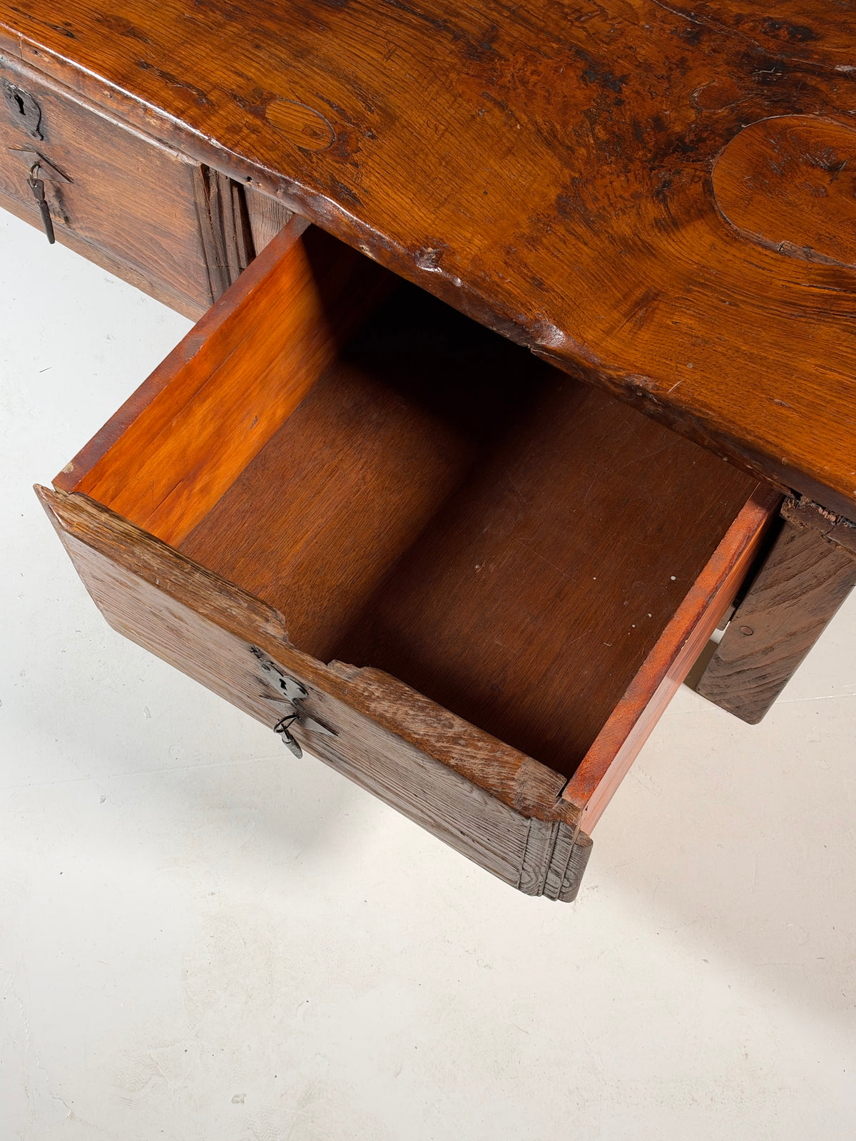 Very large Spanish coffee table, 231 cm