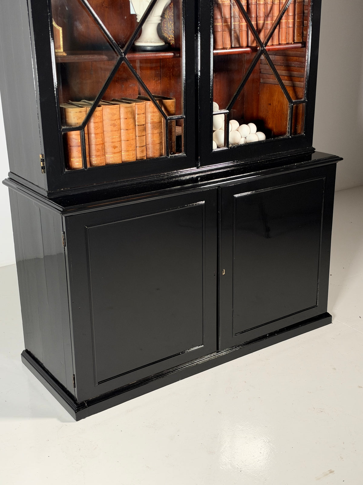 English bookcase black, c. 1880