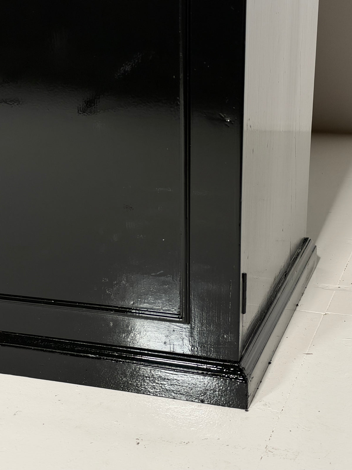 English bookcase black, c. 1880
