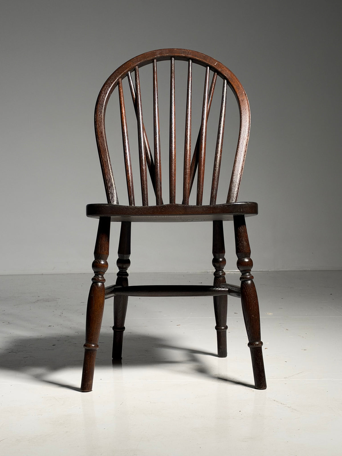 Set of 6 English Windsor chairs