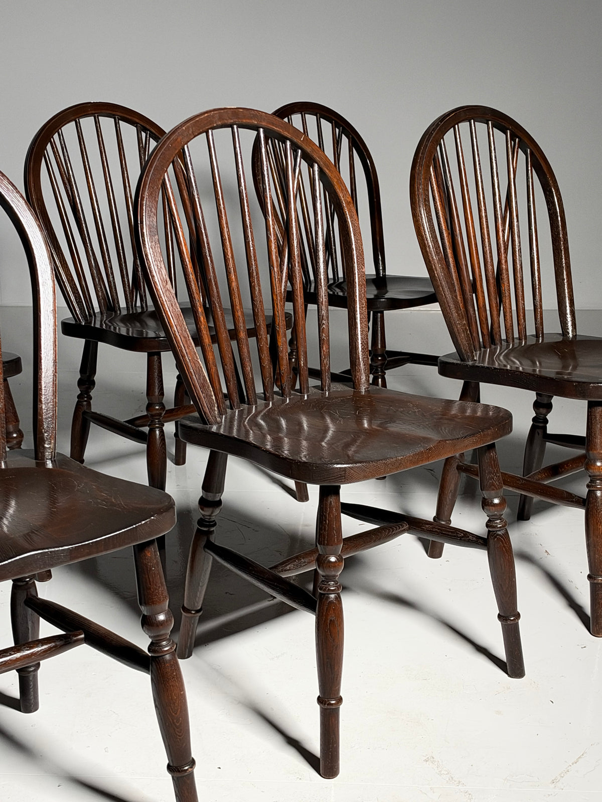 Set of 6 English Windsor chairs