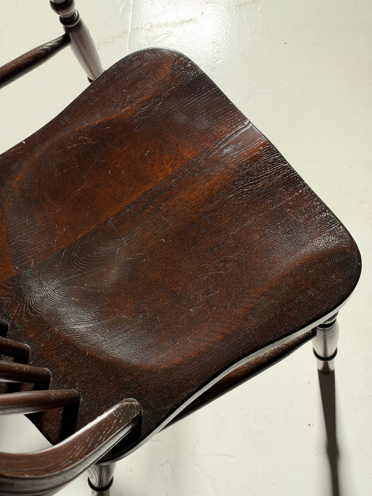 Set of 6 English Windsor chairs