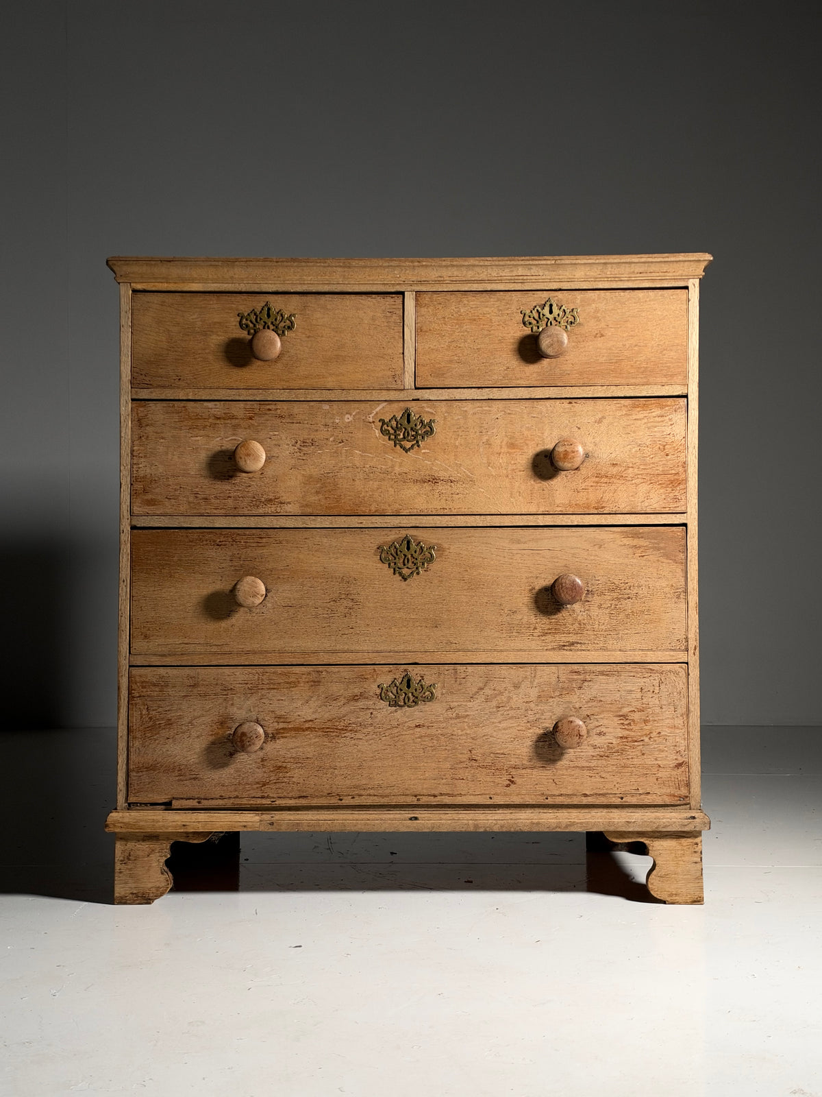 19th century English oak chest of drawers