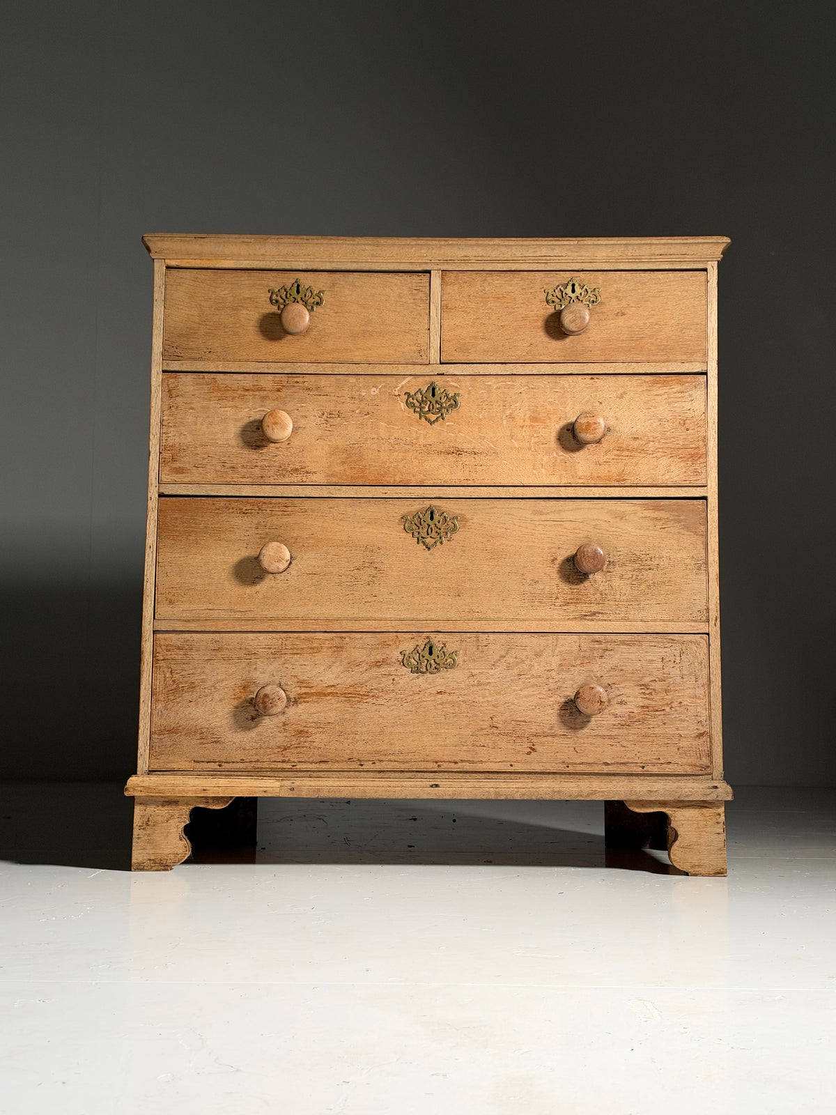 19th century English oak chest of drawers