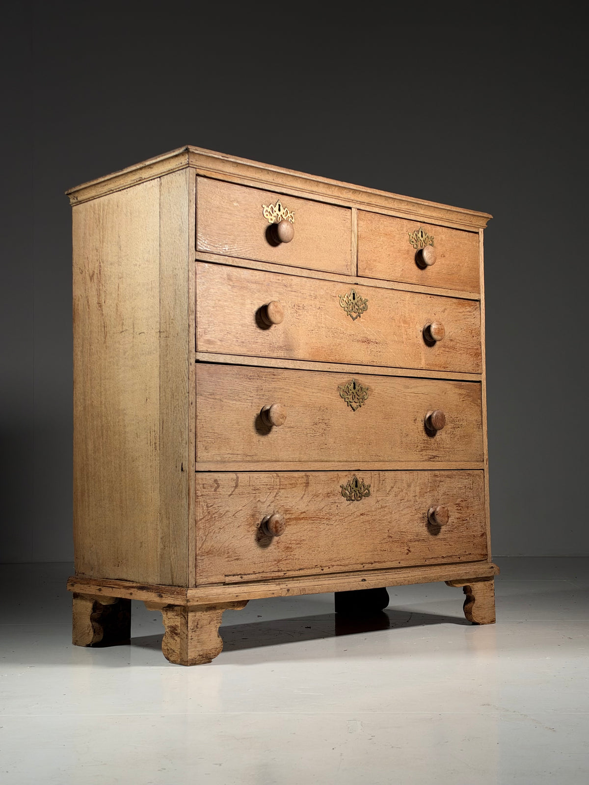 19th century English oak chest of drawers