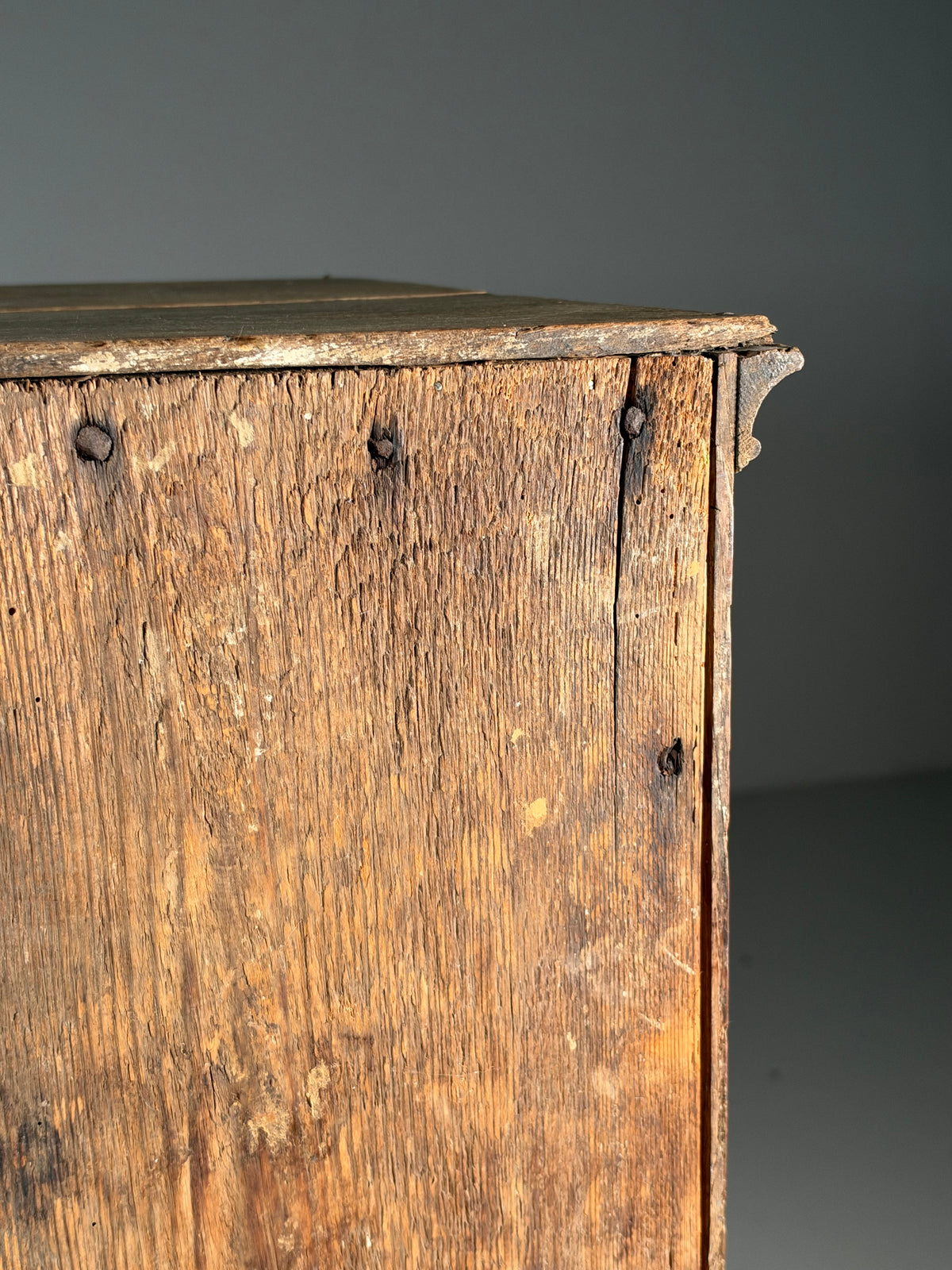 19th century English oak chest of drawers