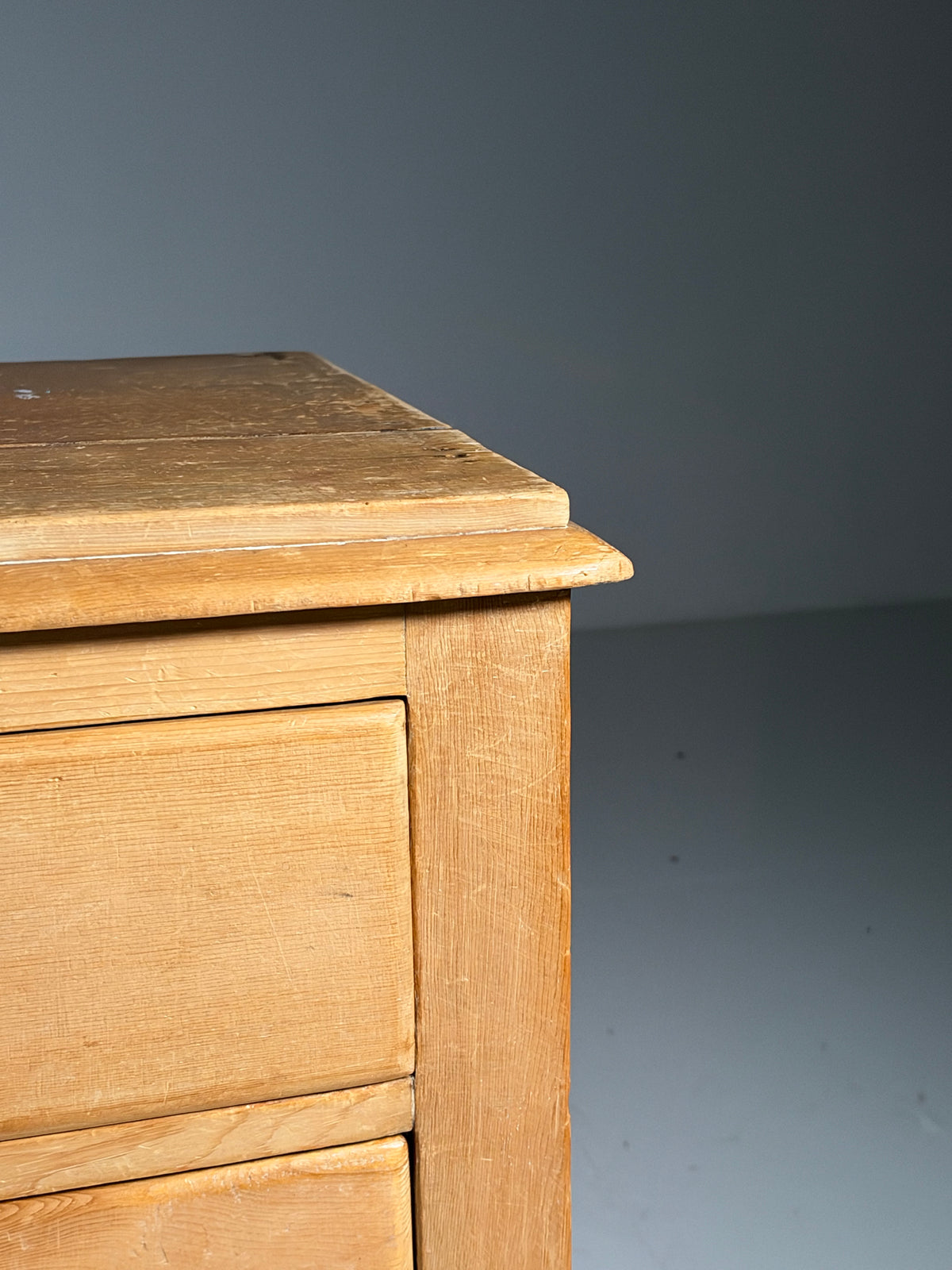 19th century English pine chest of drawers