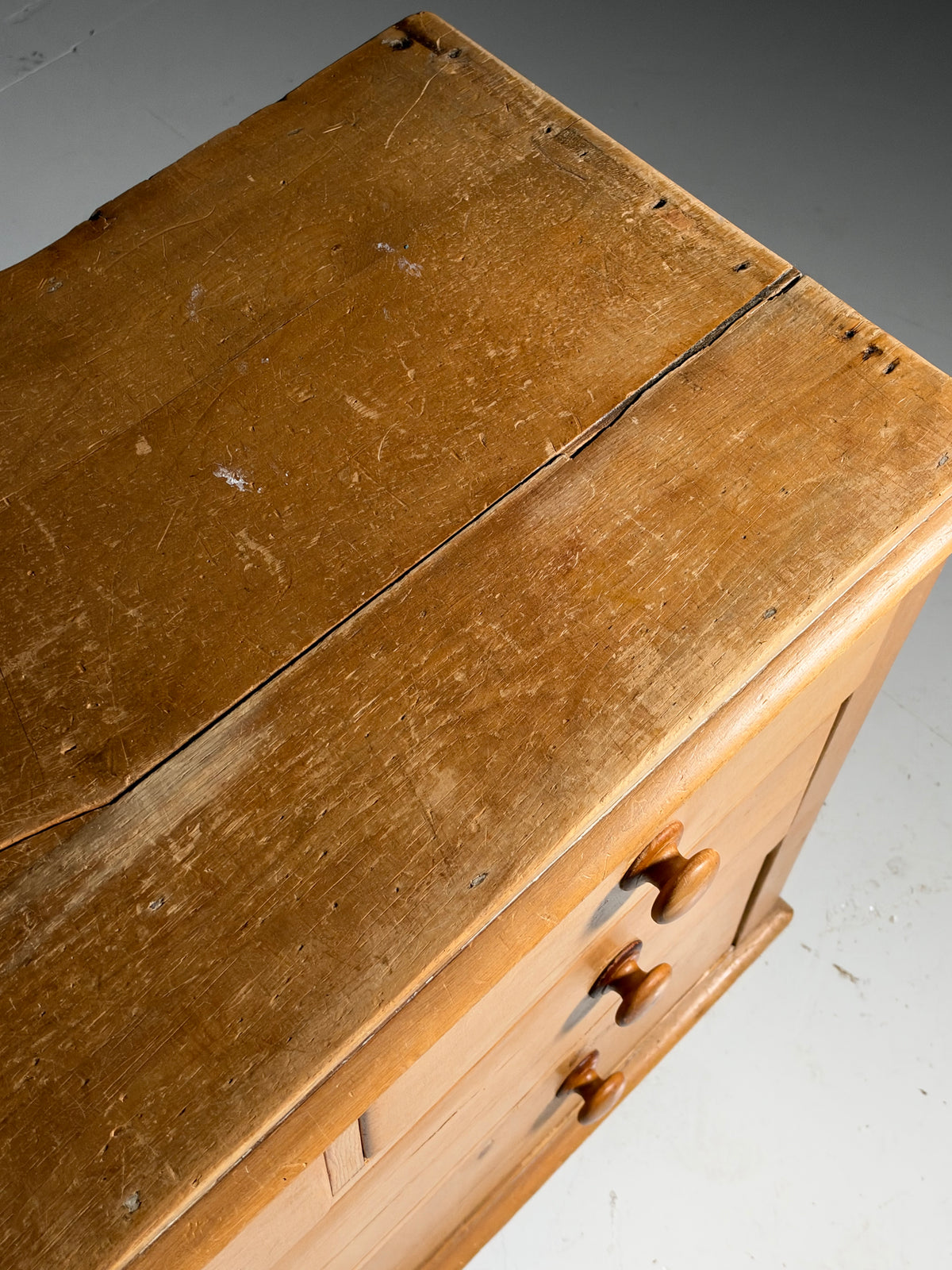 19th century English pine chest of drawers